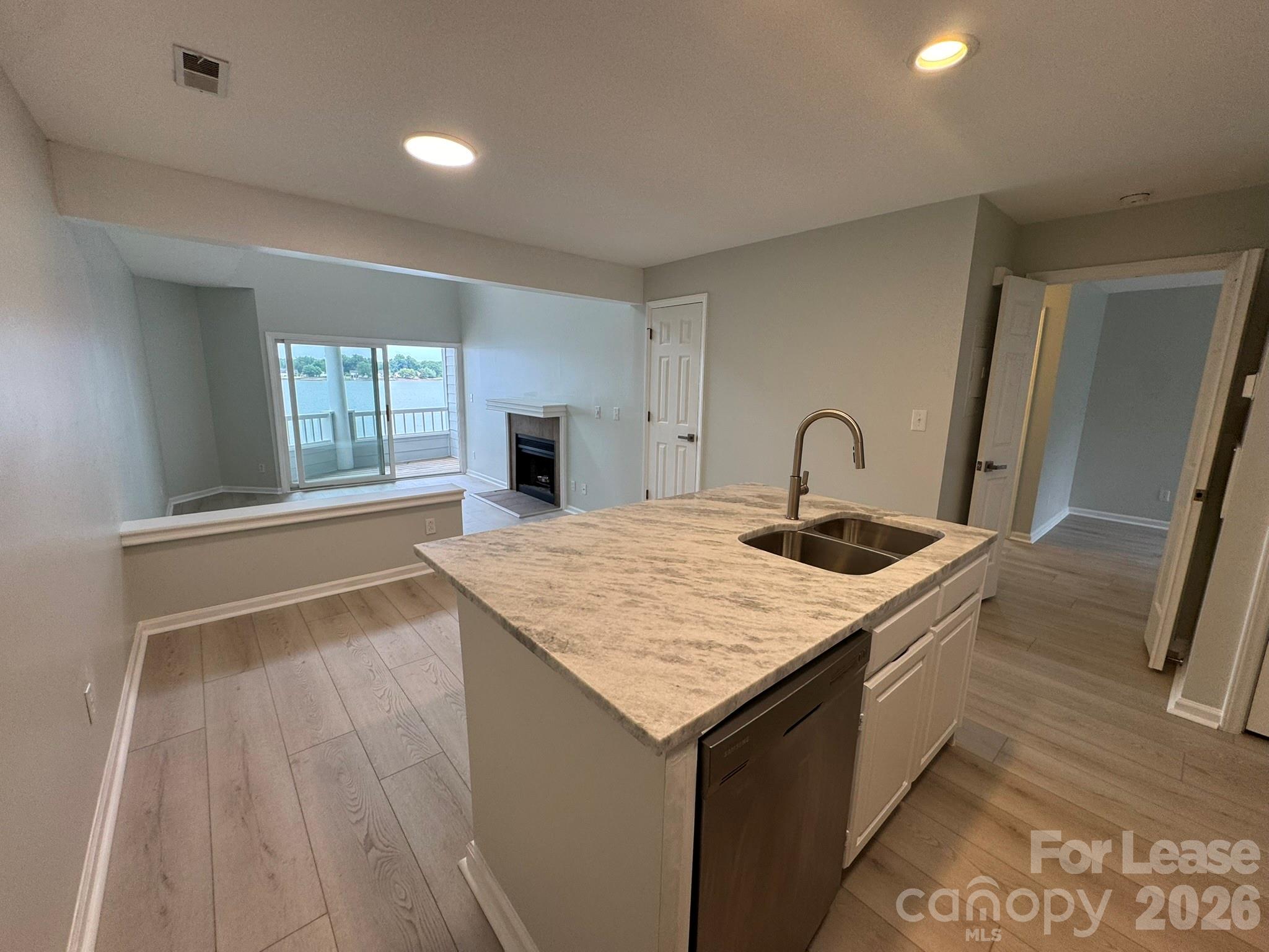 363 Northwest Drive Property Photo 22