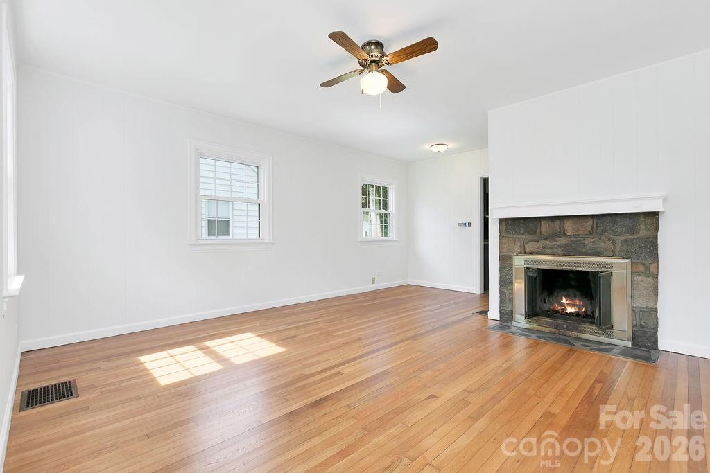 105 Parkview Drive Property Photo 10