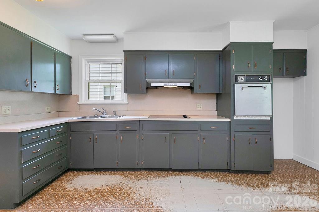 105 Parkview Drive Property Photo 17
