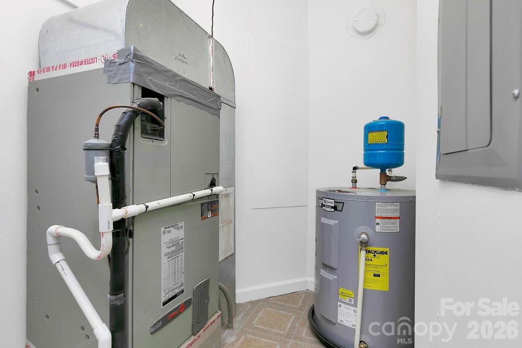 105 Parkview Drive Property Photo 27