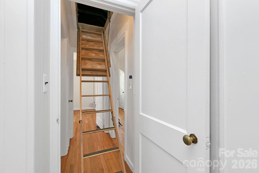 105 Parkview Drive Property Photo 29