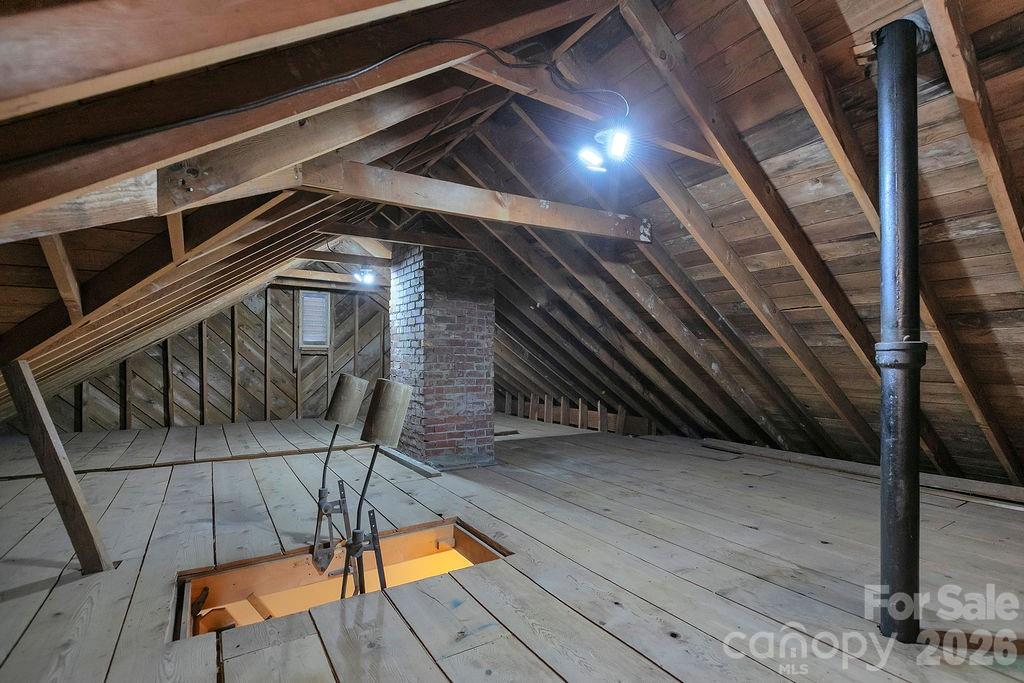 105 Parkview Drive Property Photo 30