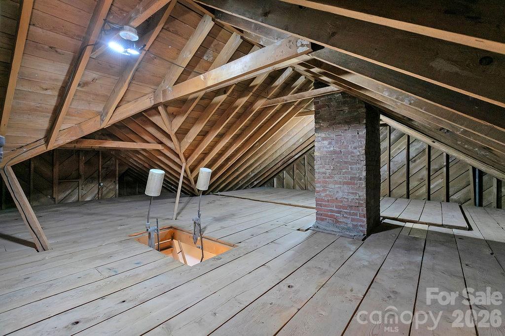 105 Parkview Drive Property Photo 31