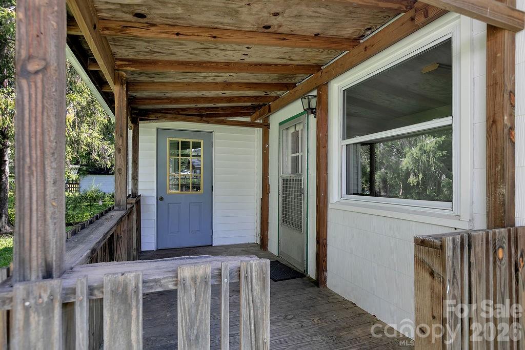 105 Parkview Drive Property Photo 33