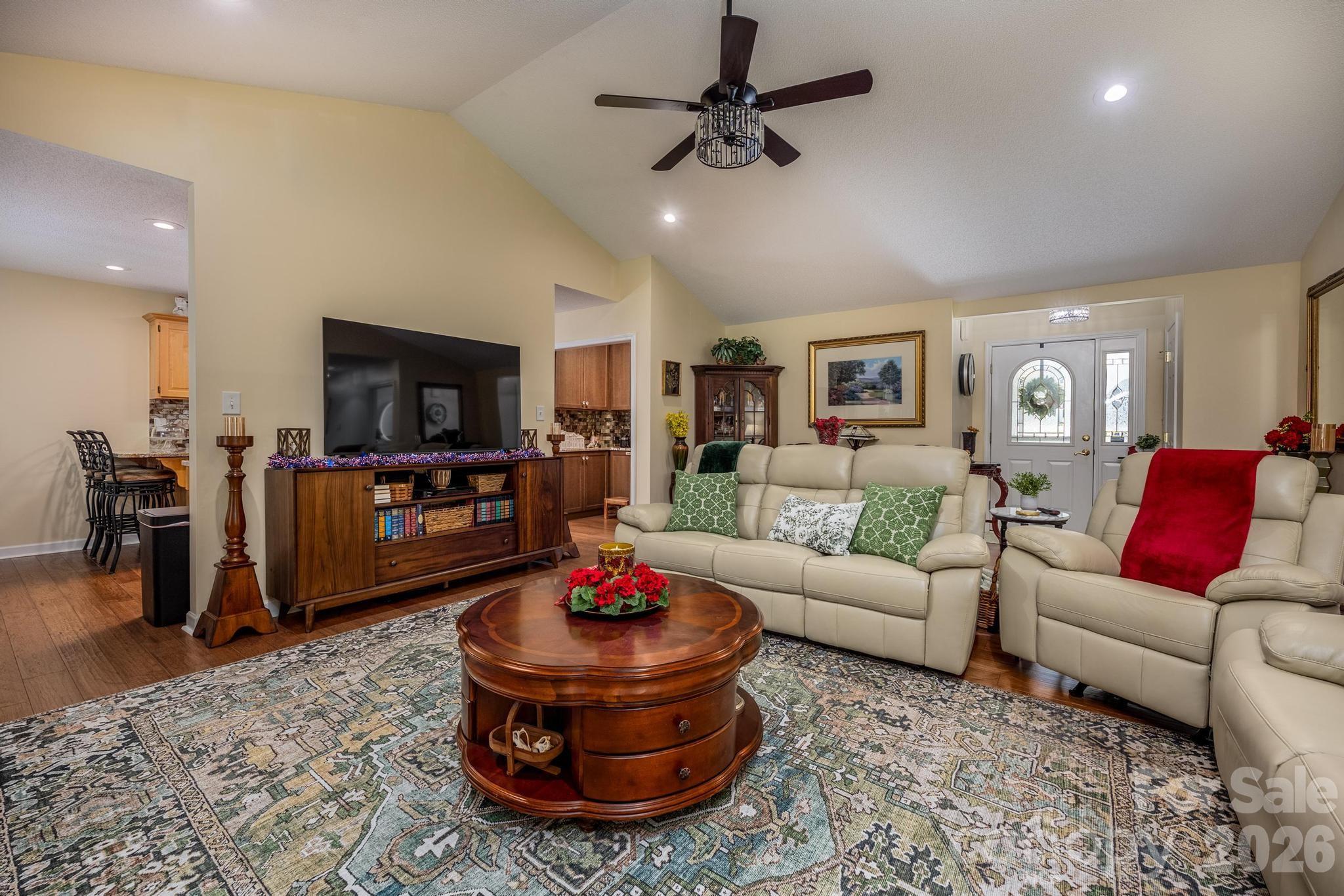 6479 Ameba Lane Property Photo 10
