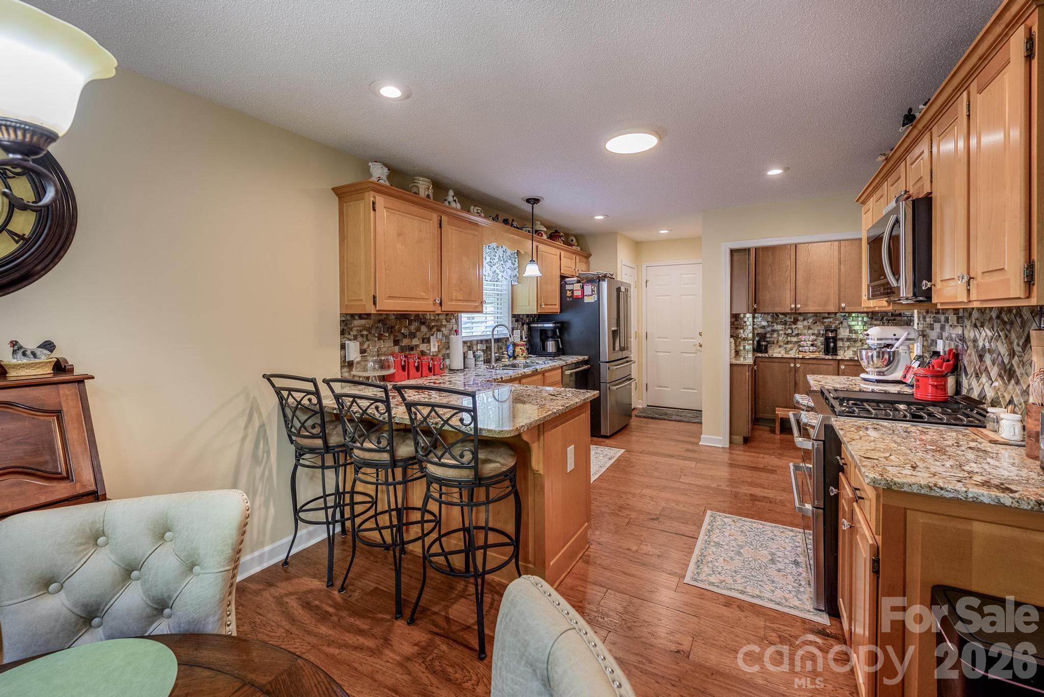6479 Ameba Lane Property Photo 18