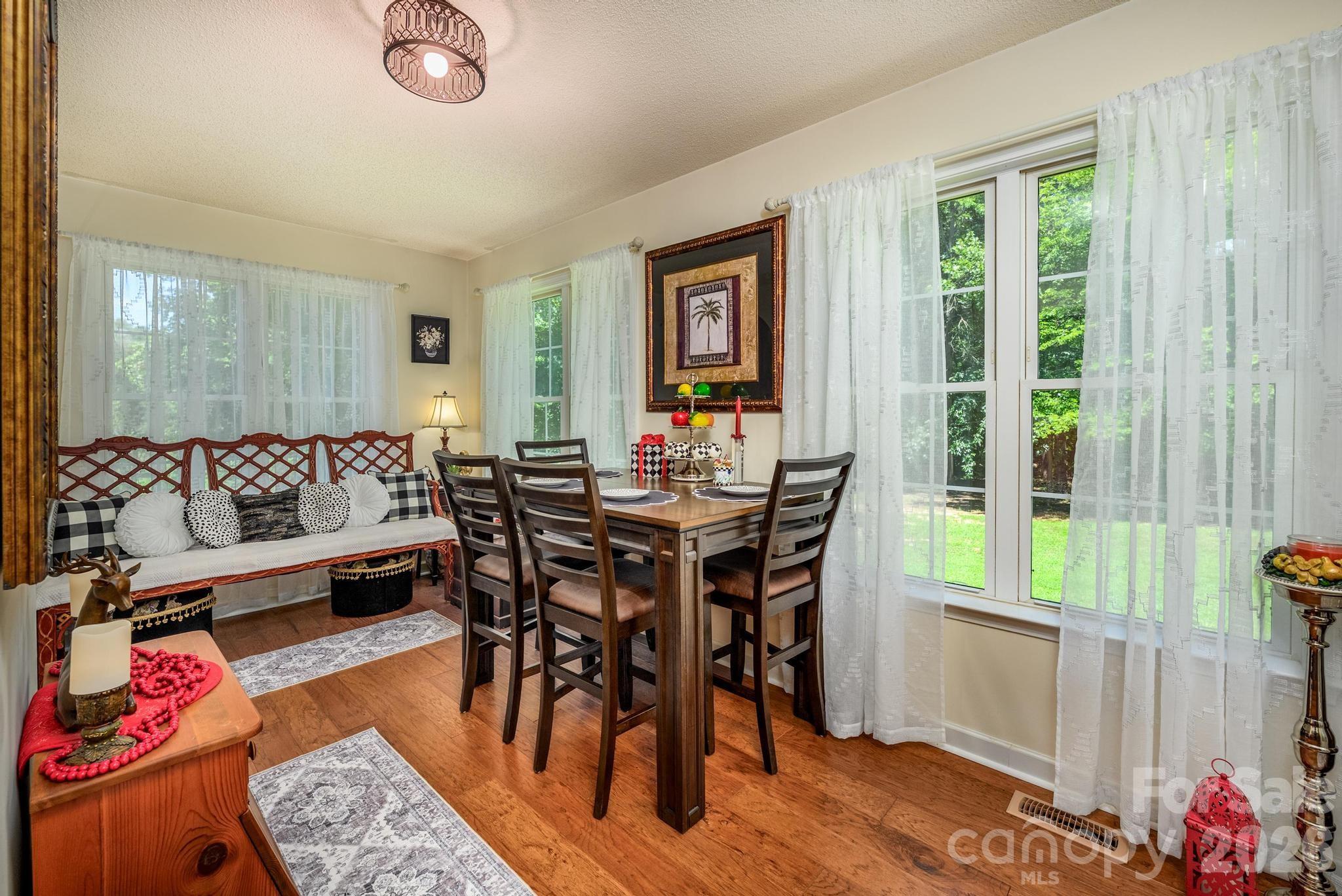 6479 Ameba Lane Property Photo 19