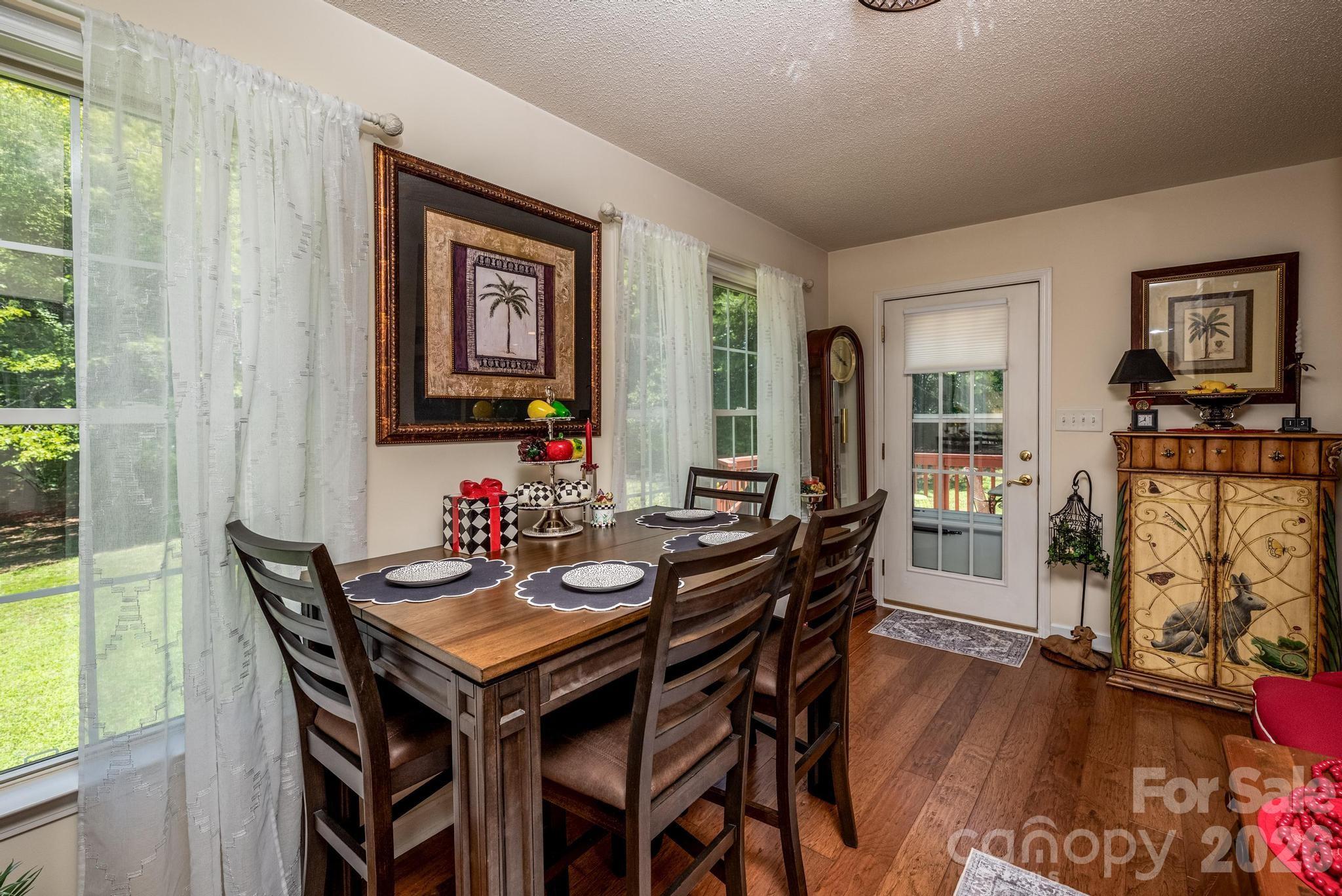 6479 Ameba Lane Property Photo 22