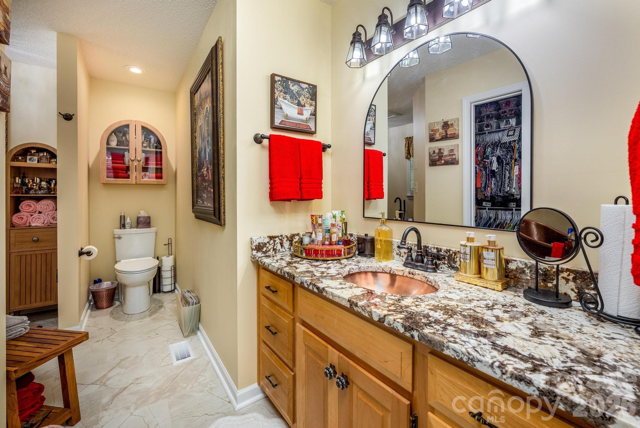6479 Ameba Lane Property Photo 29