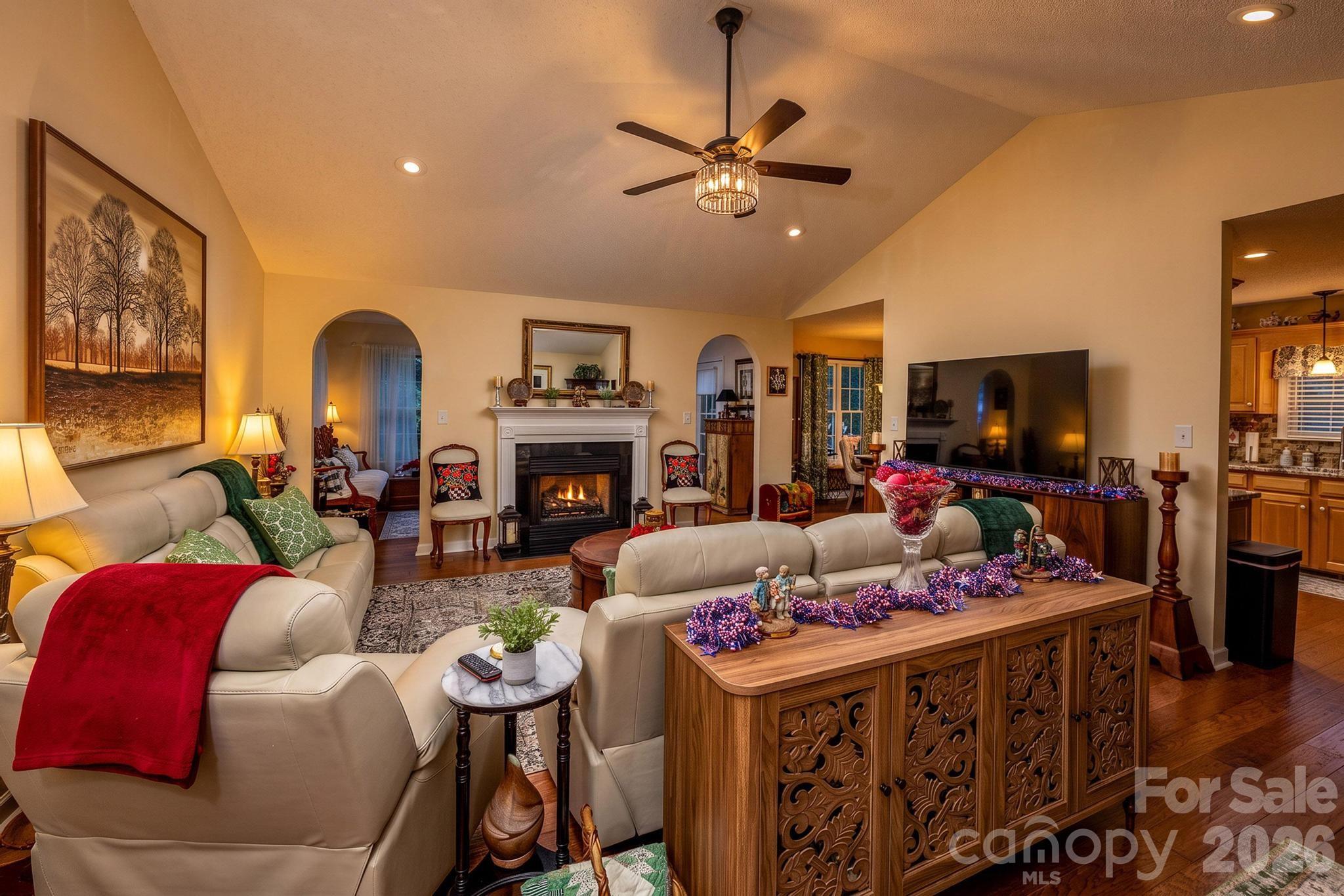 6479 Ameba Lane Property Photo 32