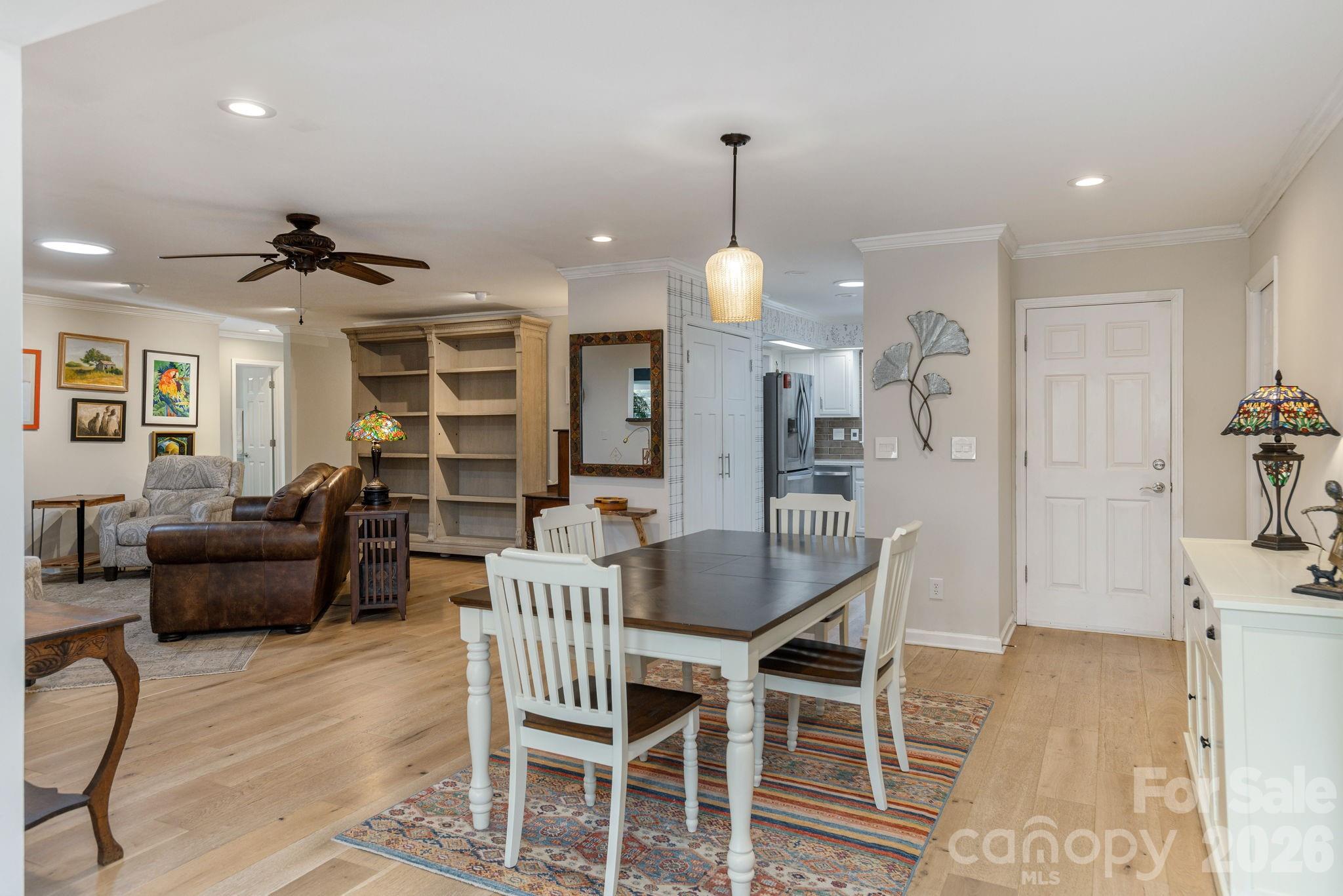 128 Camellia Way Property Photo 14
