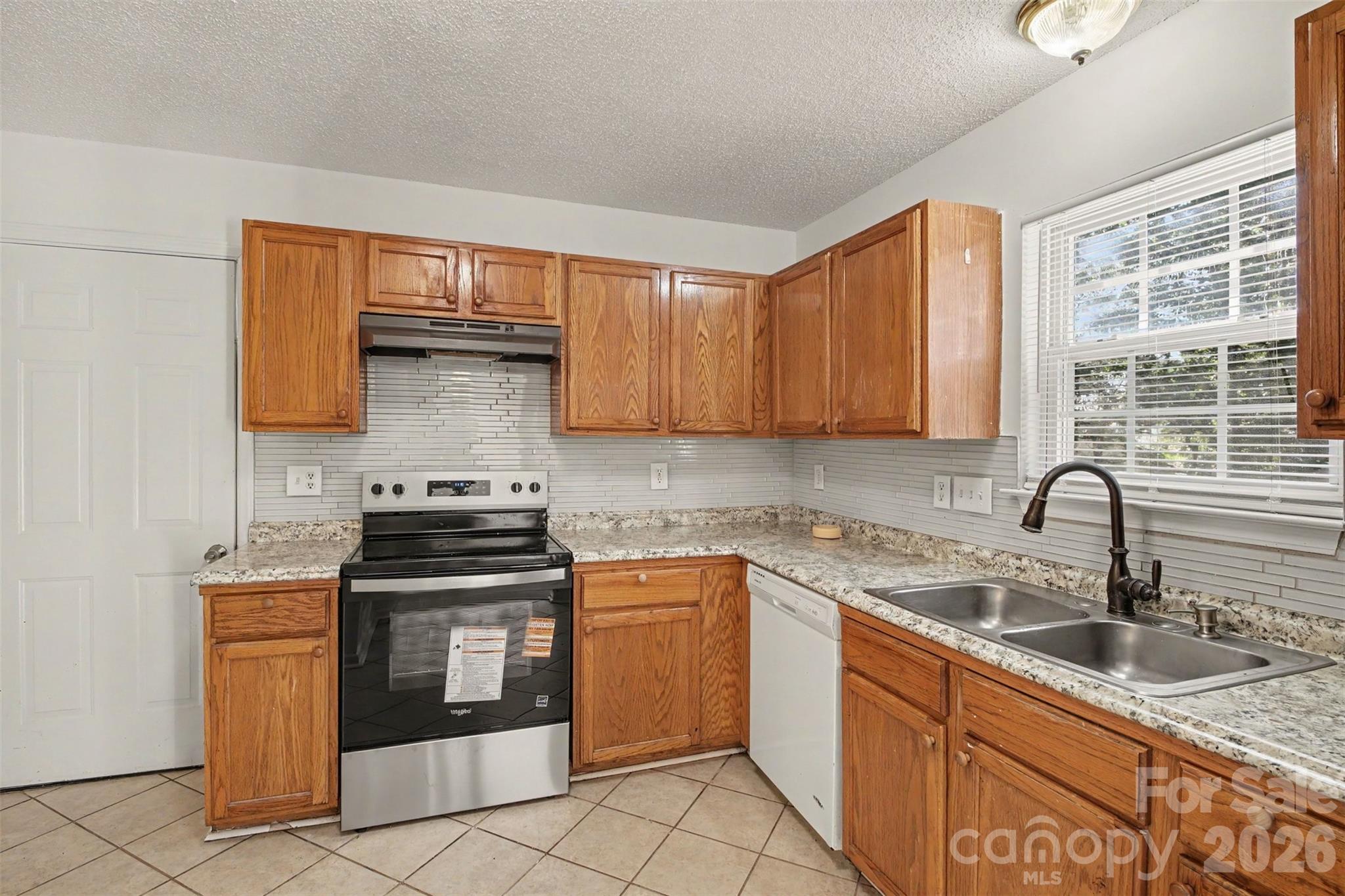 1606 Dendy Lane Property Photo 13