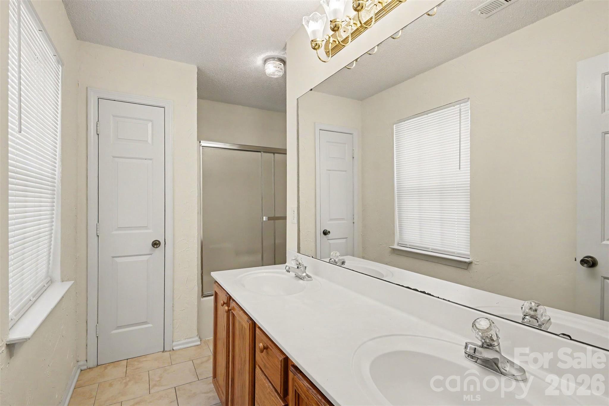1606 Dendy Lane Property Photo 18