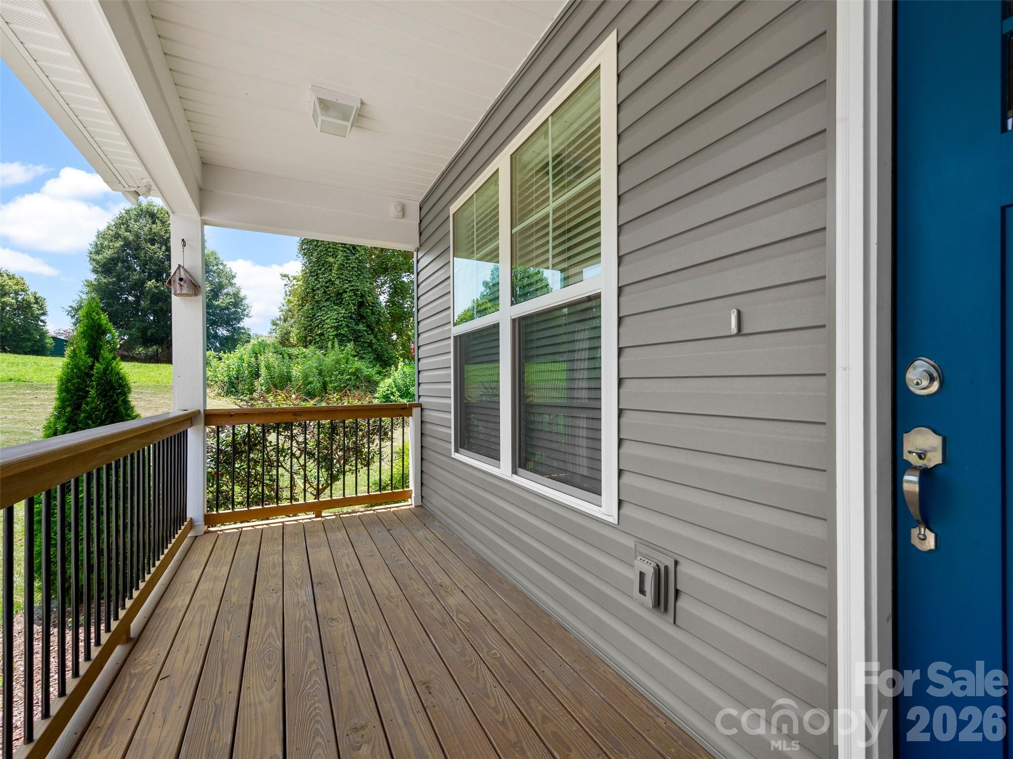 201 N Mapleton Drive Property Photo 4