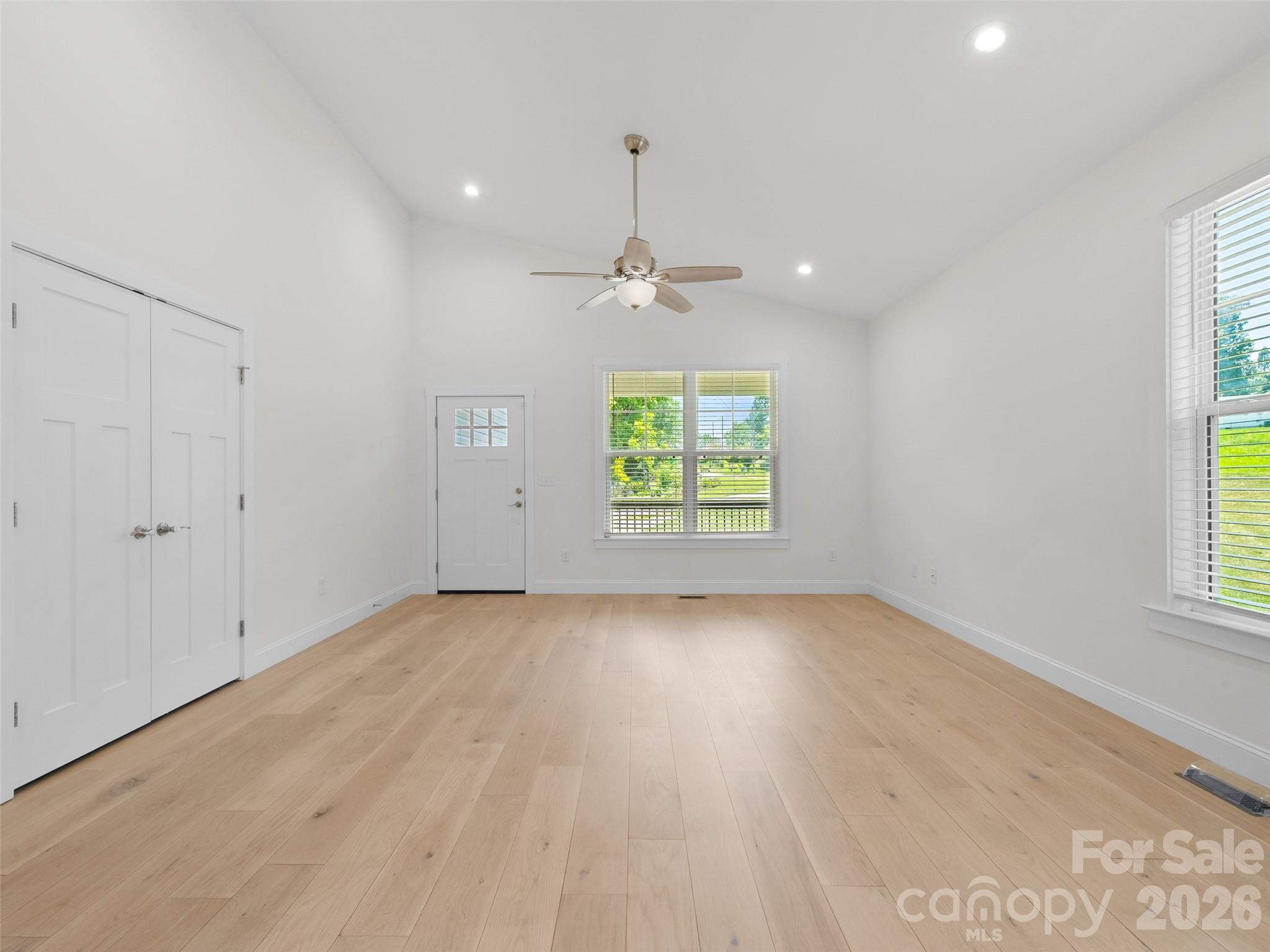 201 N Mapleton Drive Property Photo 6