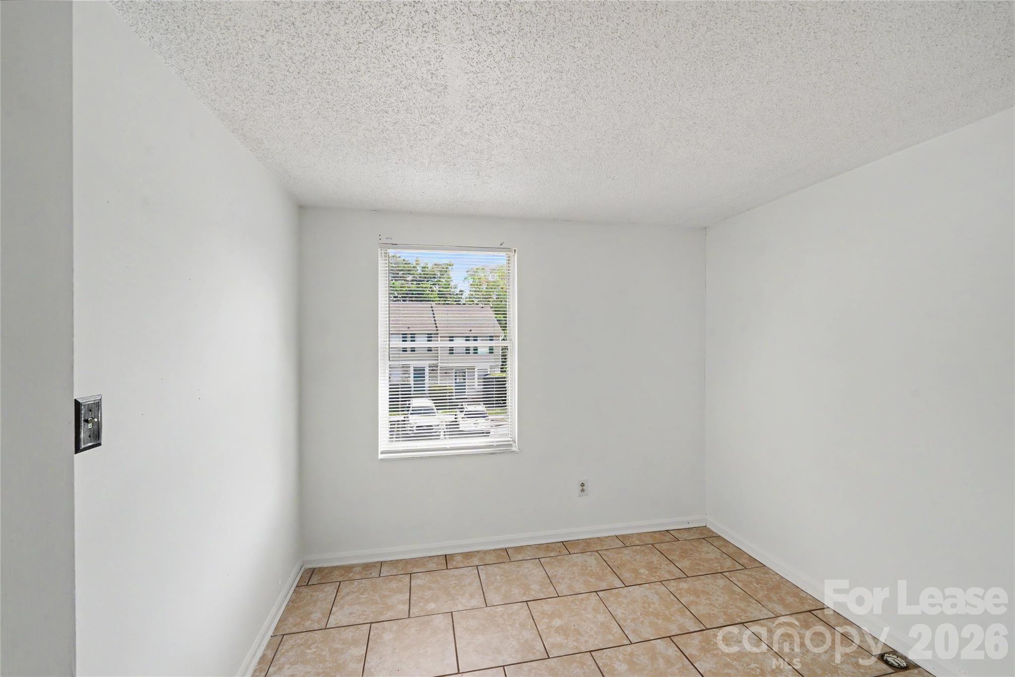 9626 Vinca Circle D Property Photo 12