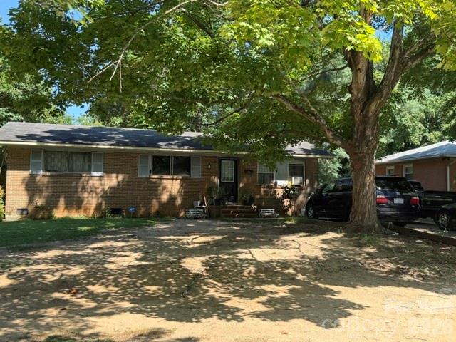 1131 Echo Glen Road Property Photo 1