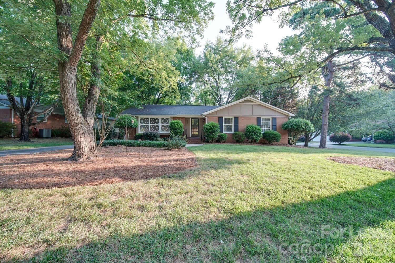 6700 Castlegate Drive Property Photo 1