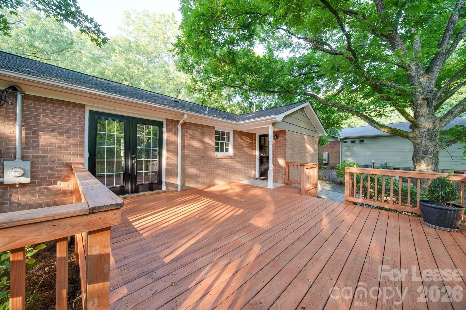6700 Castlegate Drive Property Photo 8