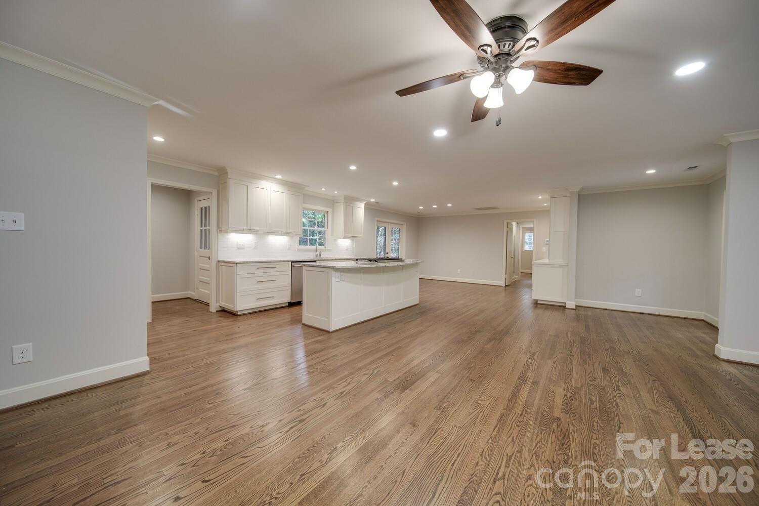 6700 Castlegate Drive Property Photo 20
