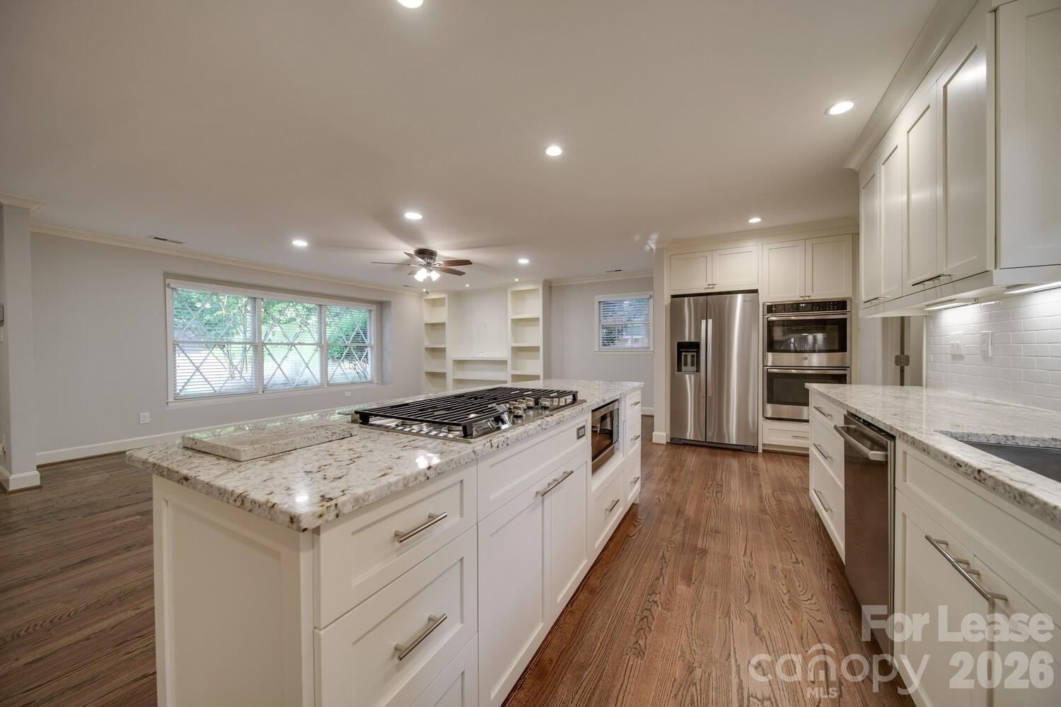 6700 Castlegate Drive Property Photo 38