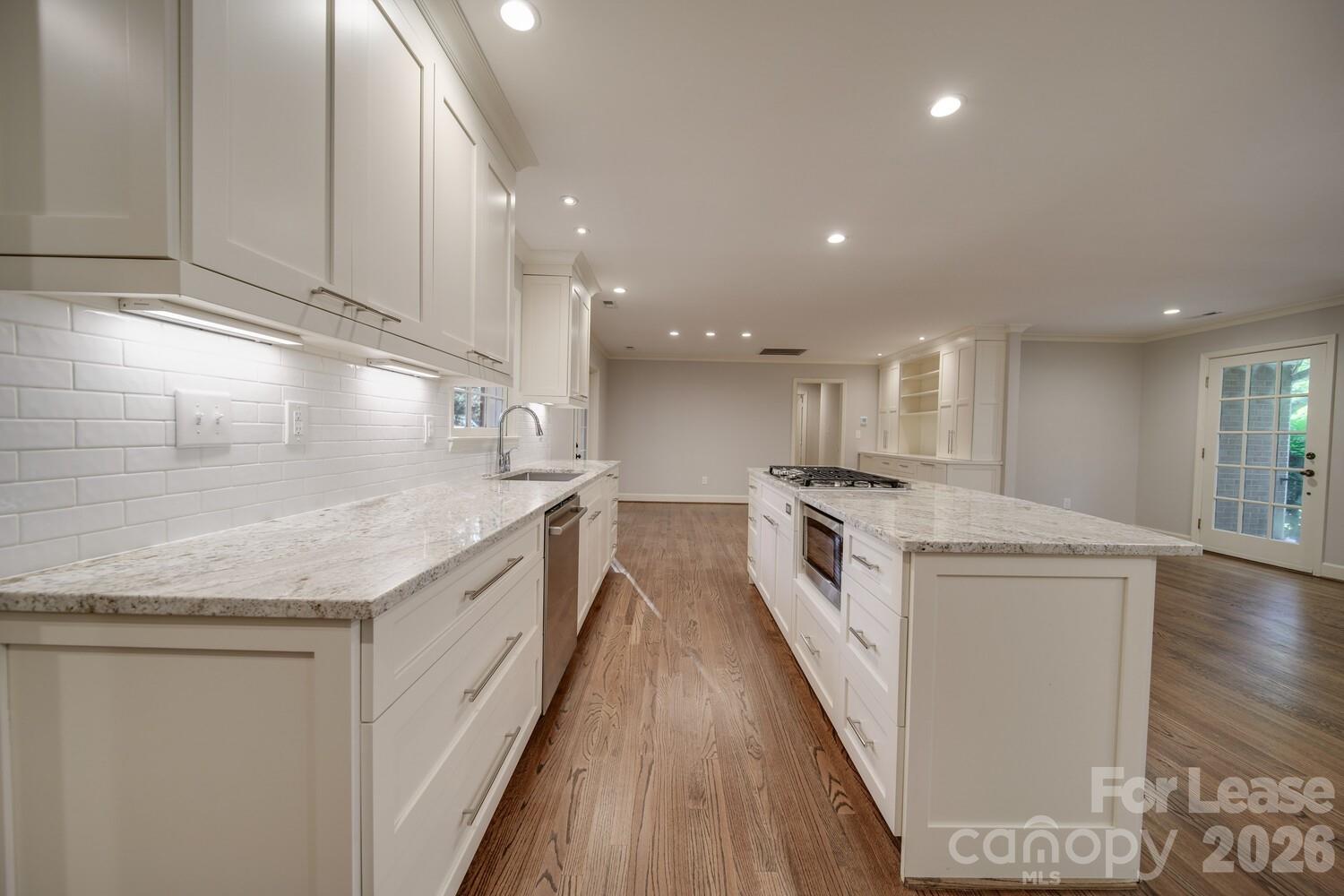 6700 Castlegate Drive Property Photo 42