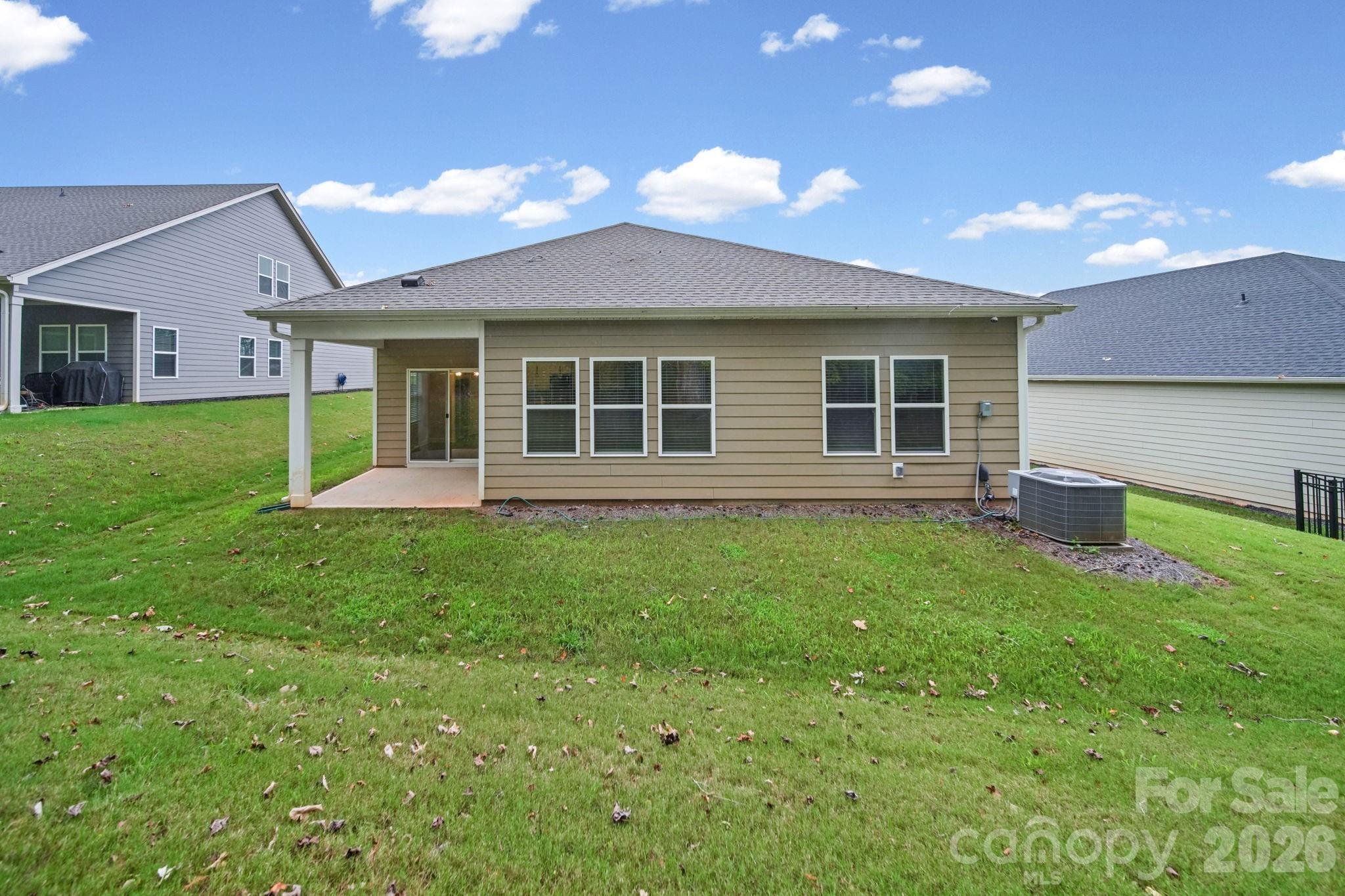 6220 Barcelona Way Property Photo 2