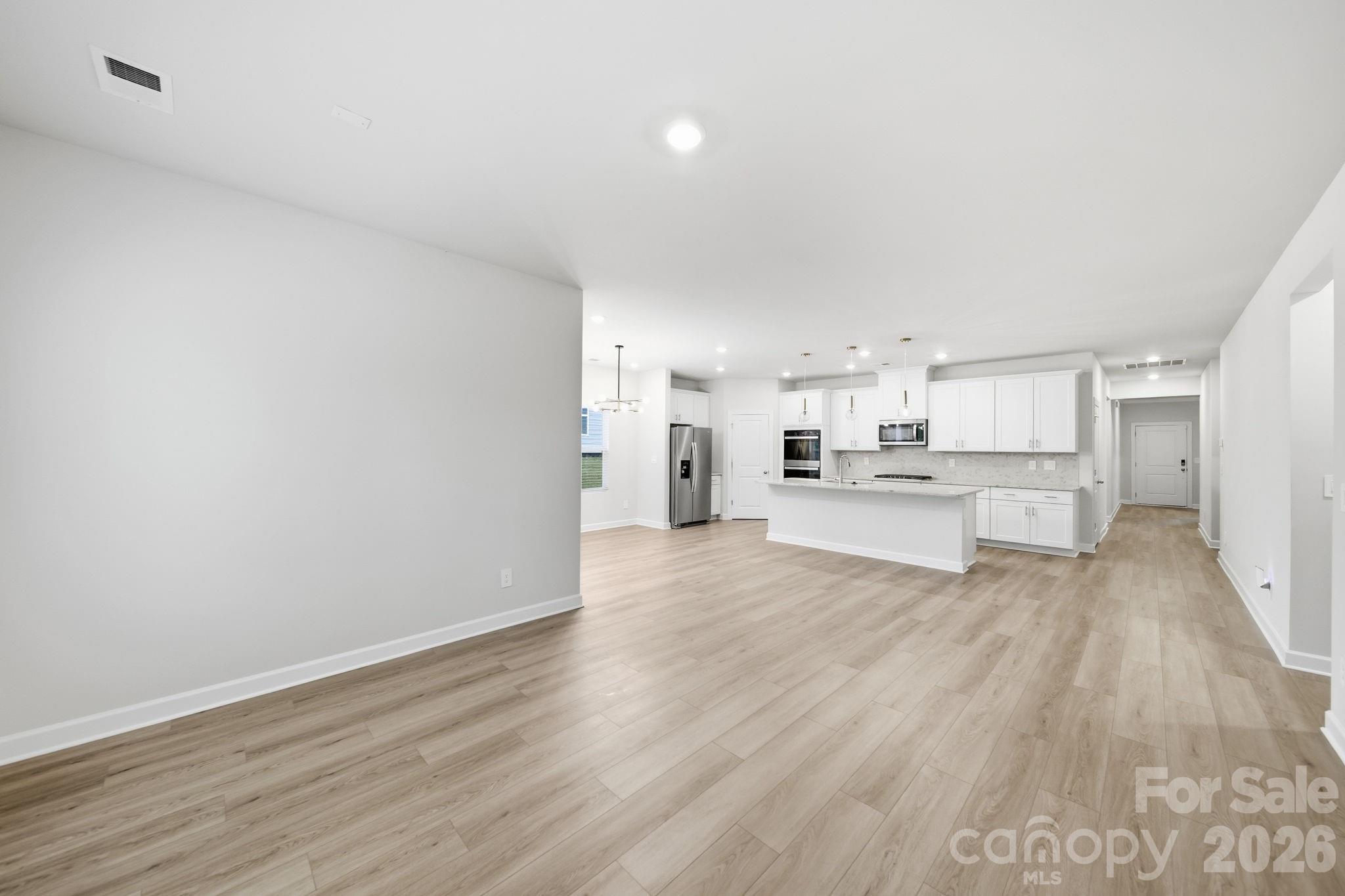 6220 Barcelona Way Property Photo 8