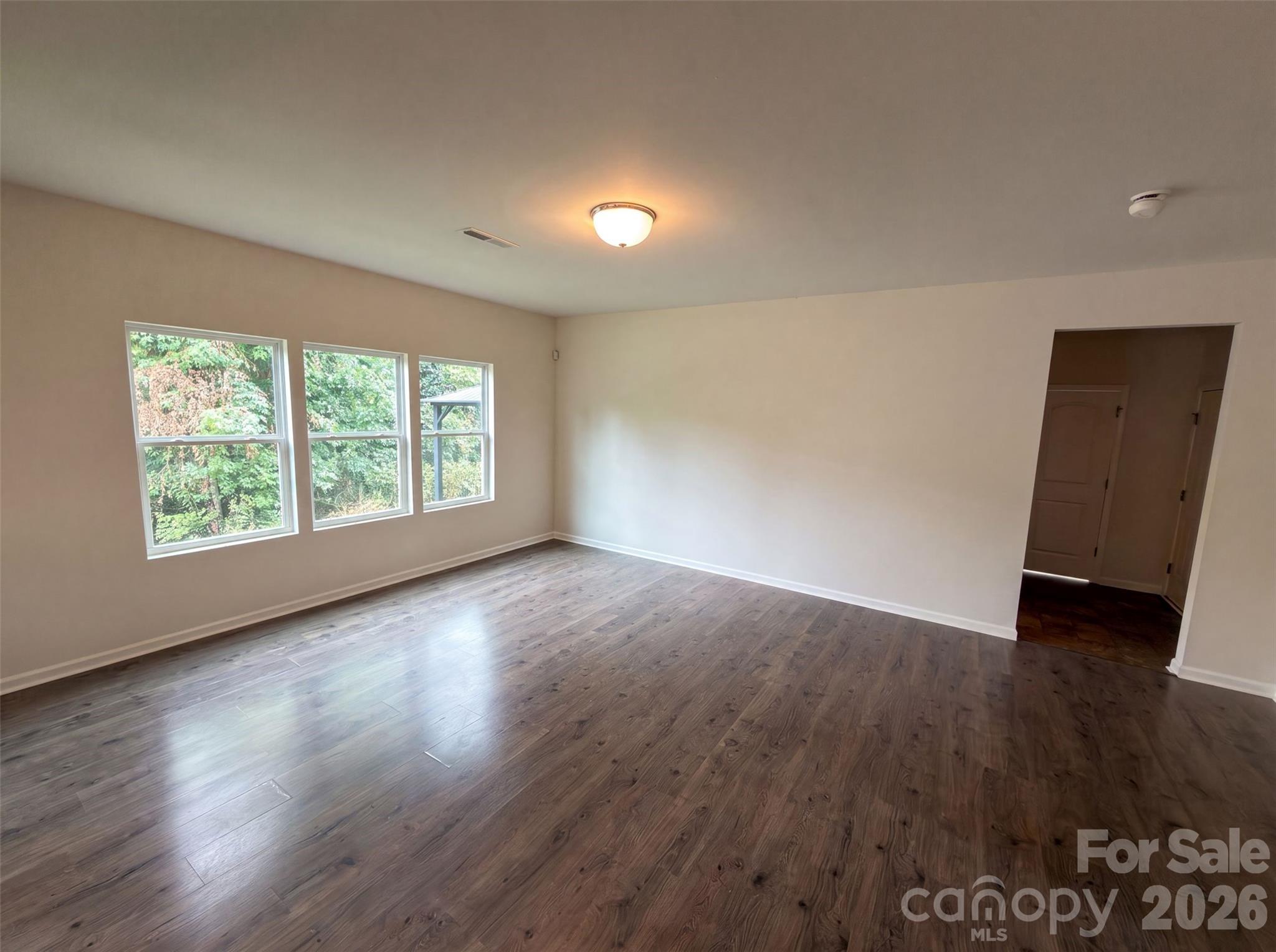 5627 Barclay Court Property Photo 6