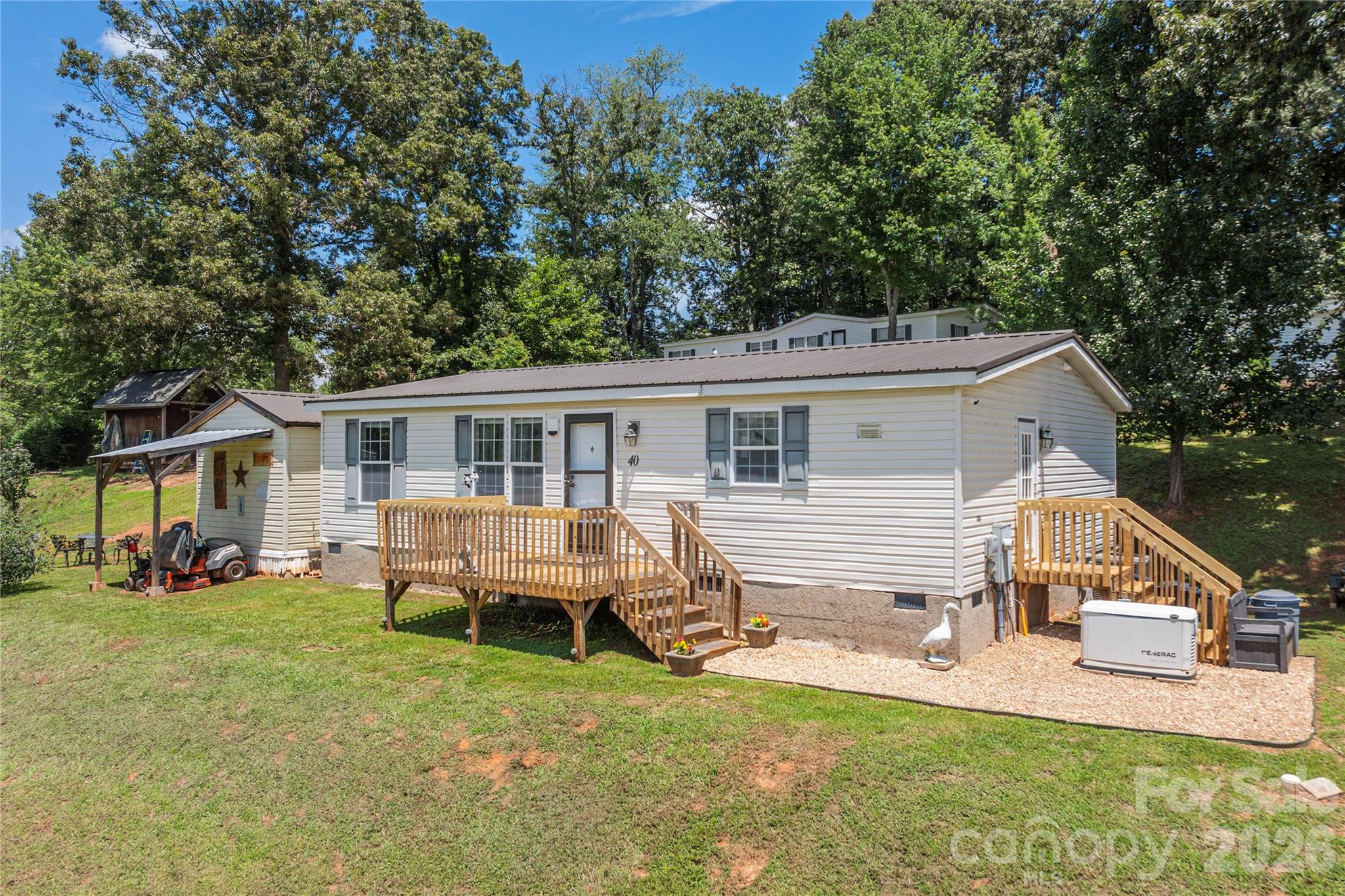 40 Farmstead Road Property Photo 1