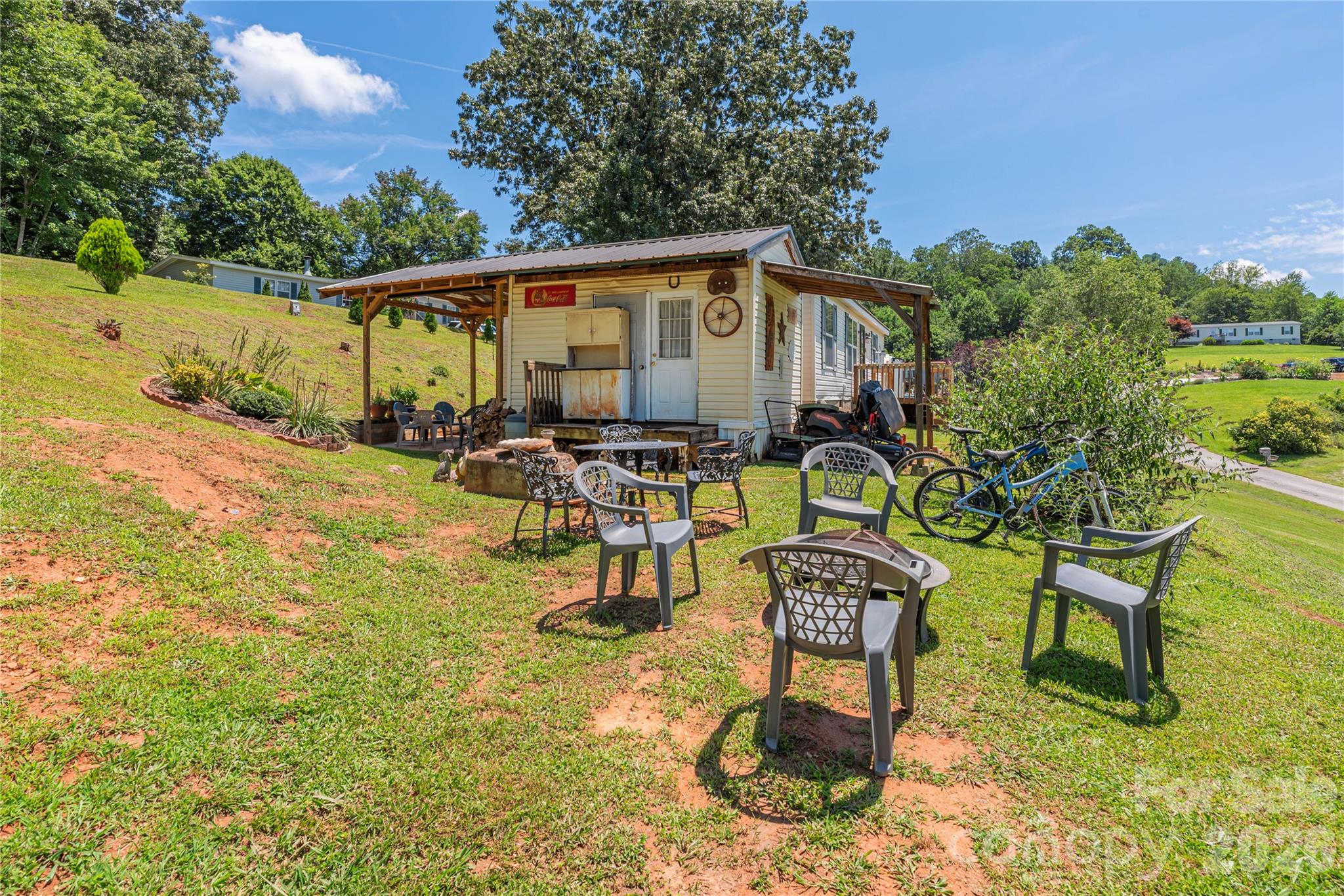 40 Farmstead Road Property Photo 25