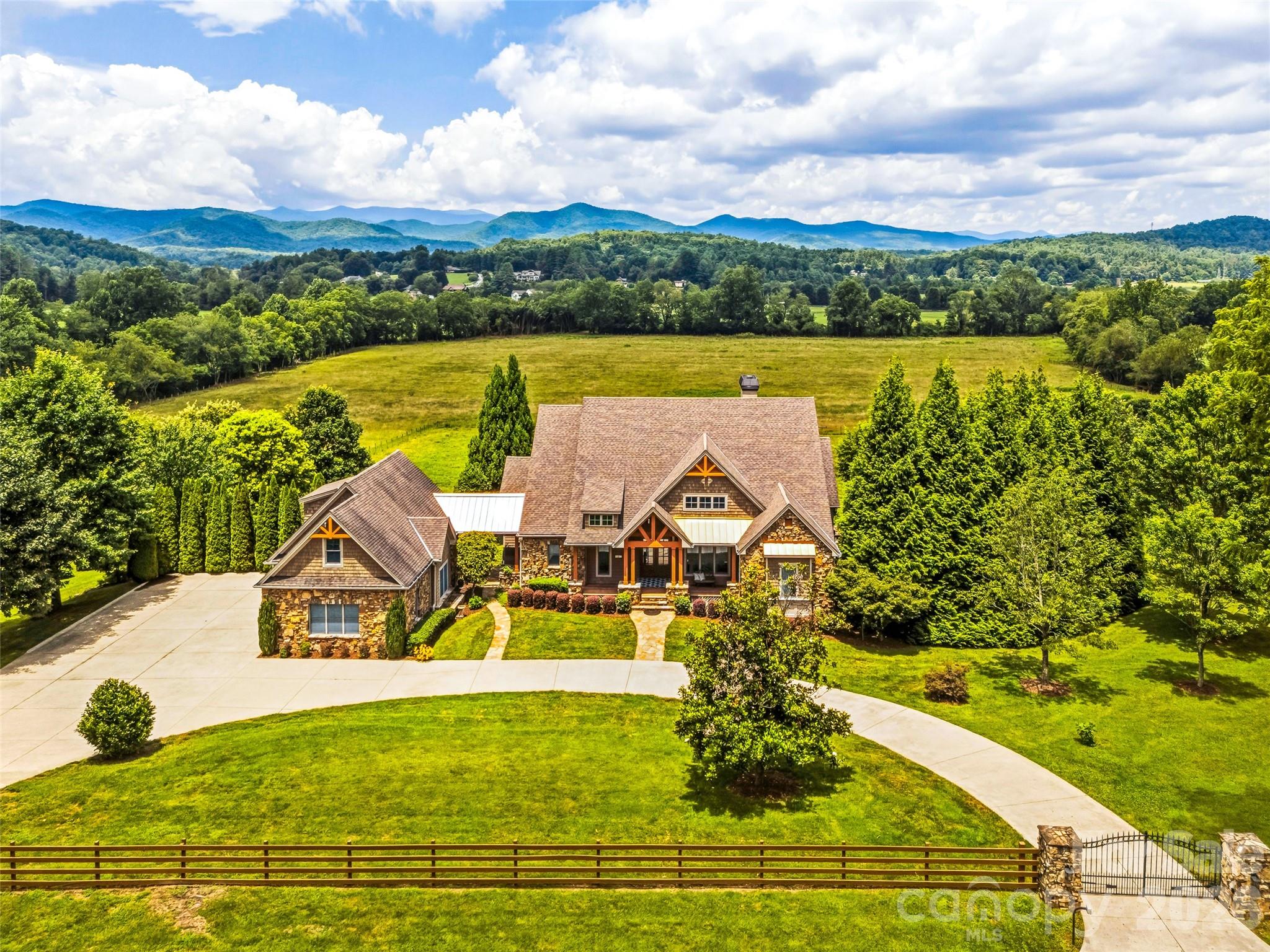 280 Walnut Hollow Road Property Photo 1
