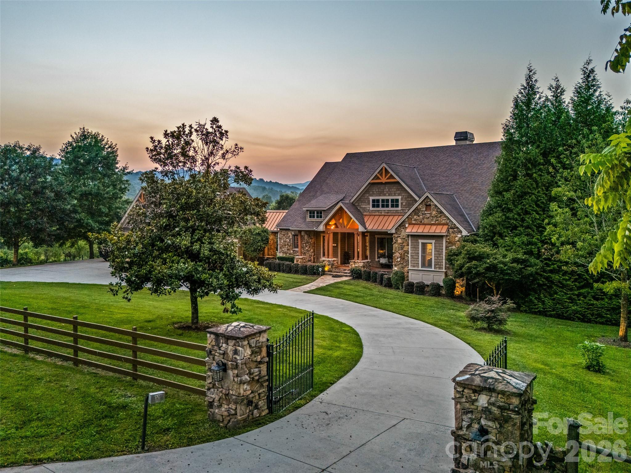 280 Walnut Hollow Road Property Photo 2