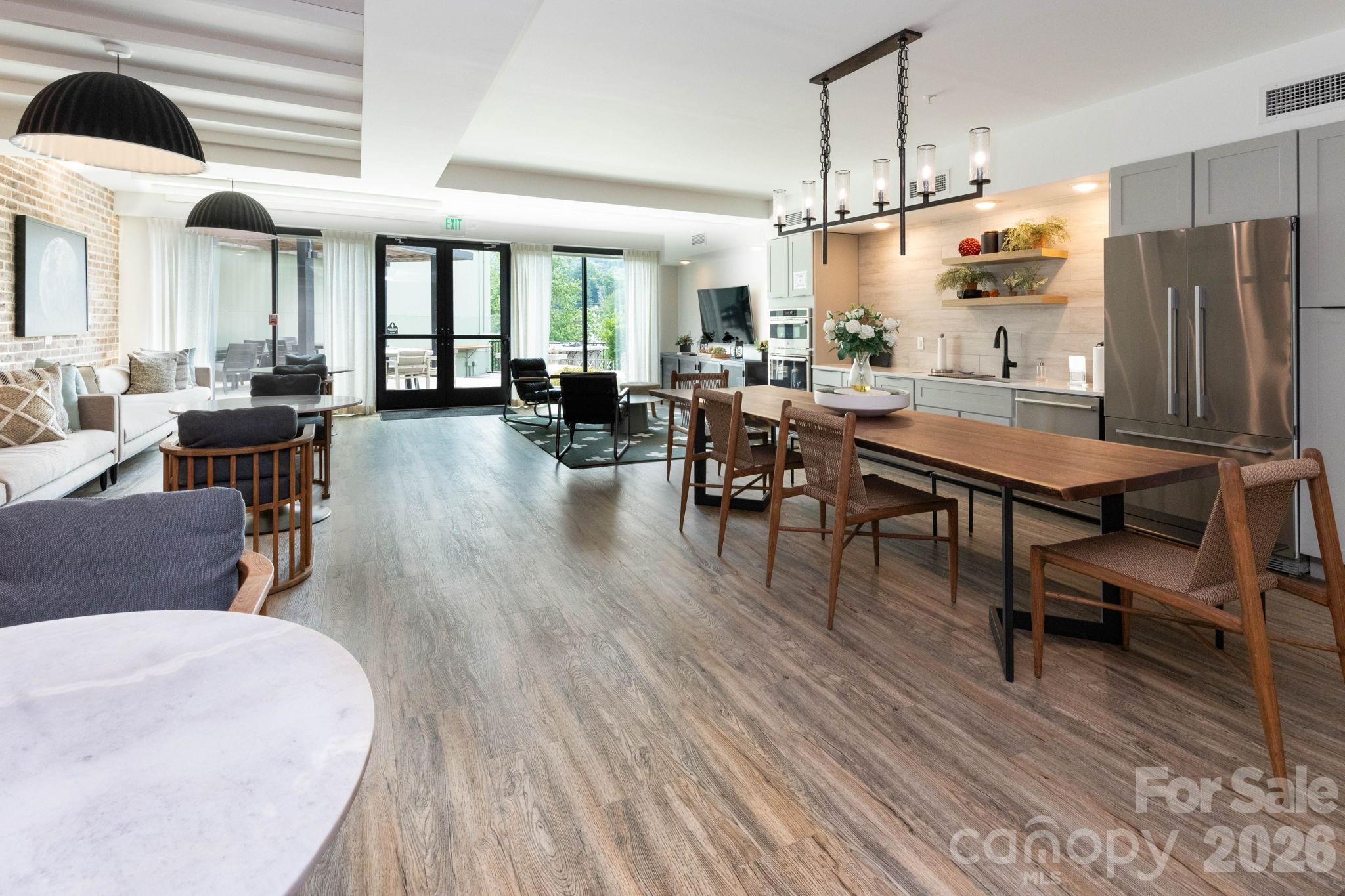 55 S Market Street 411 Property Photo 23
