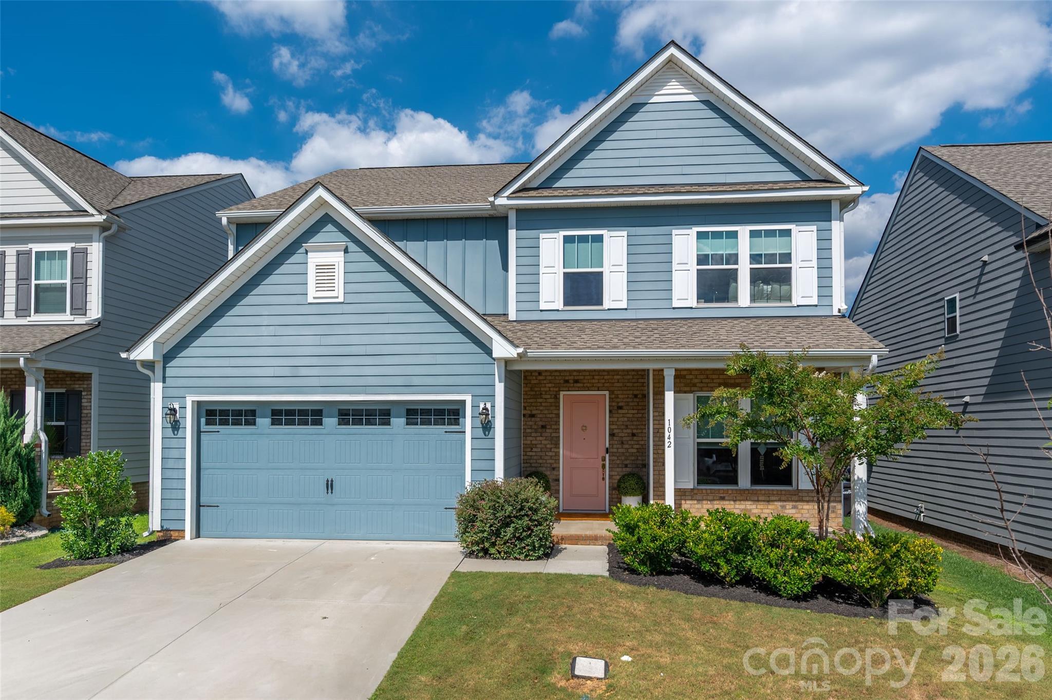 1042 Scotch Meadows Loop Property Photo 6