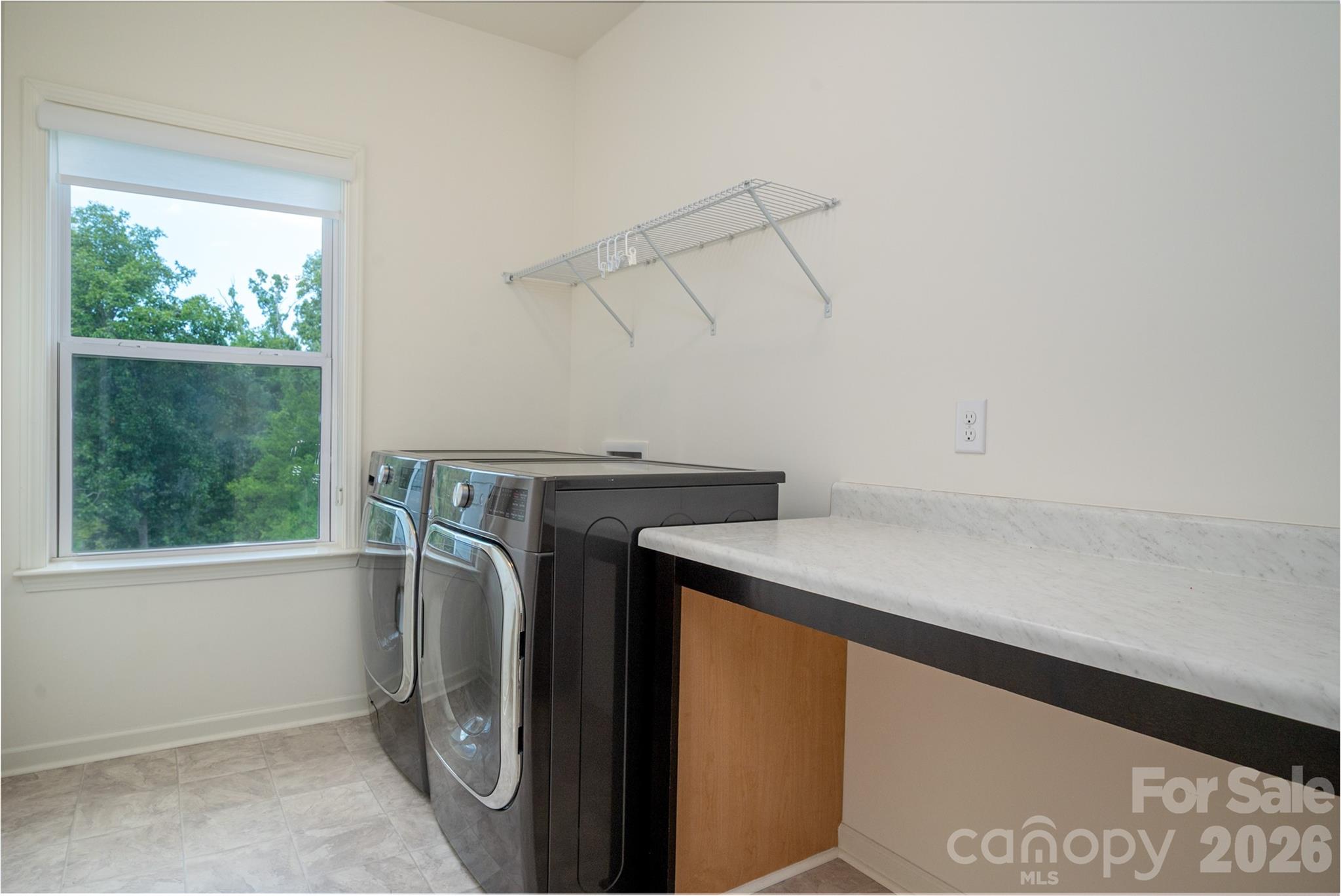 1042 Scotch Meadows Loop Property Photo 25