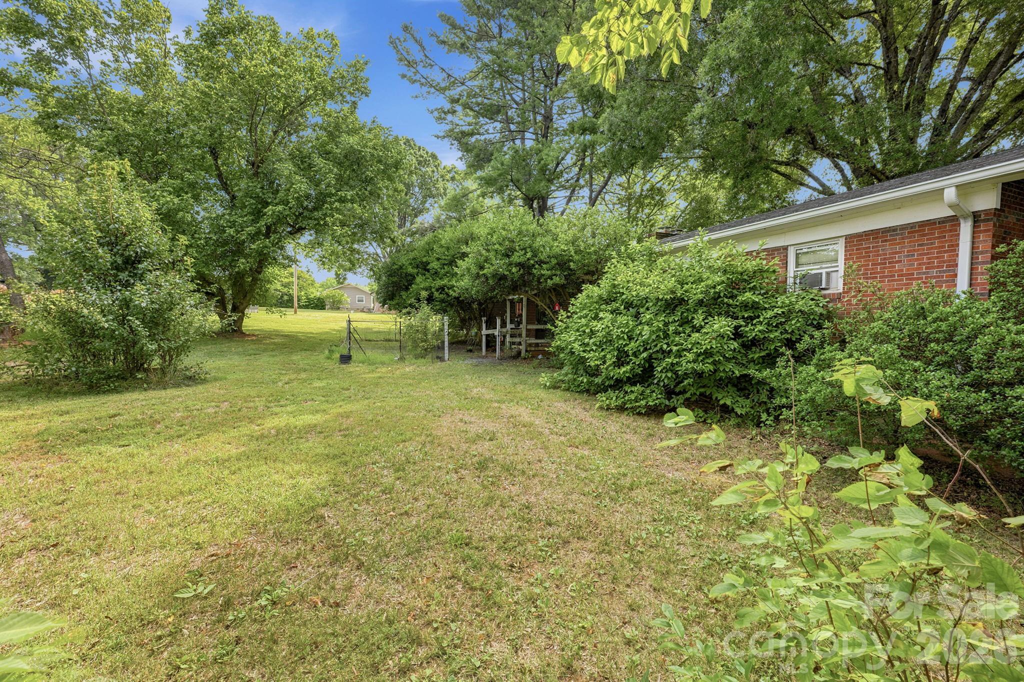 601 Faith Road Property Photo 8