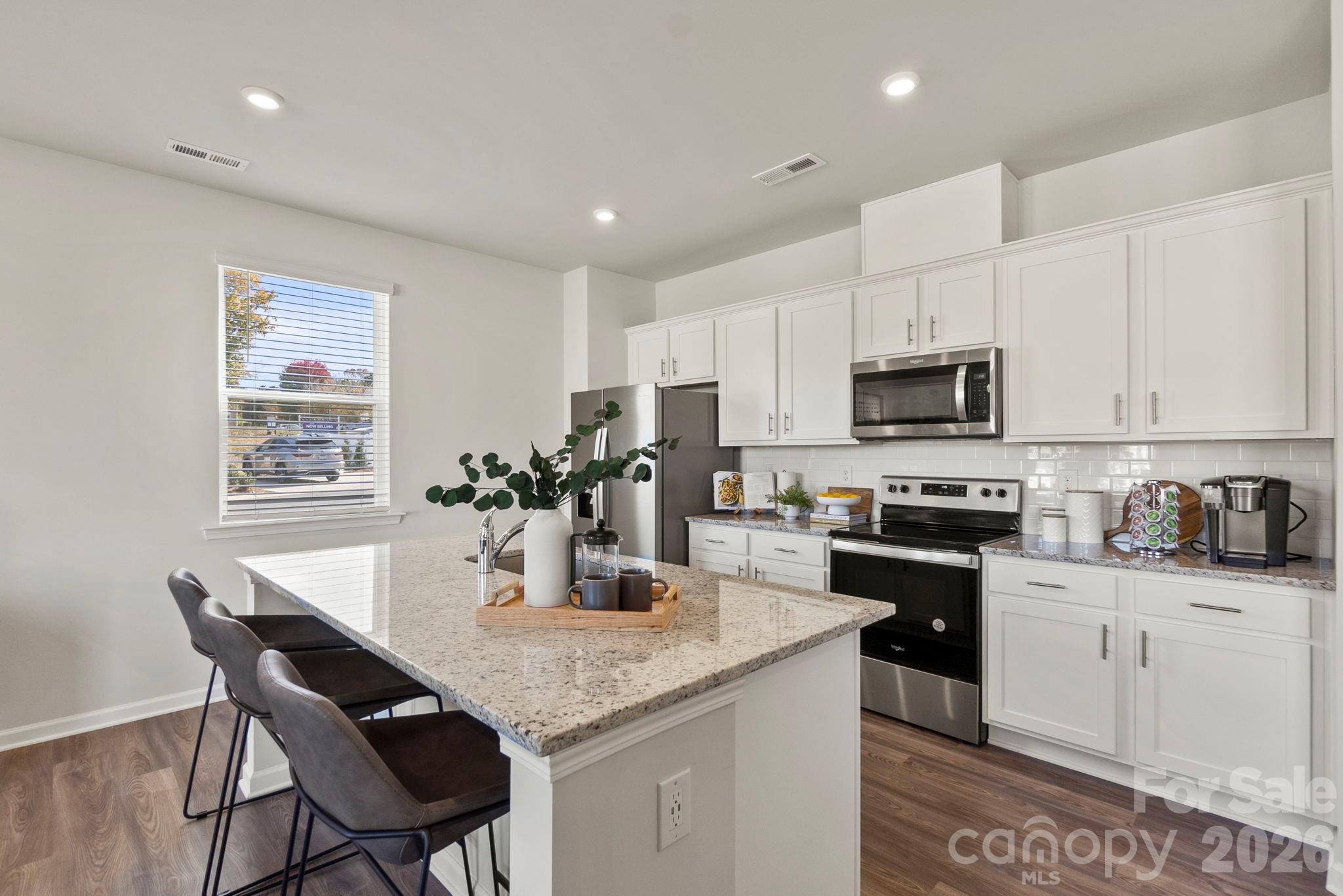 8059 Midas Lane Property Photo 11