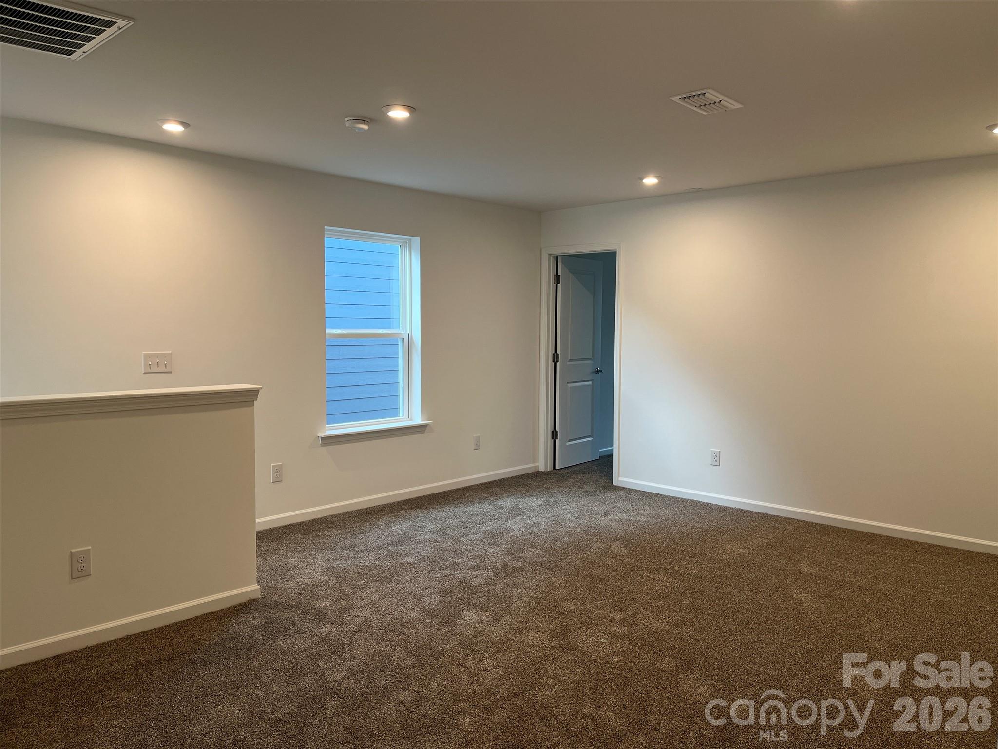 11608 Glasden Road Property Photo 9