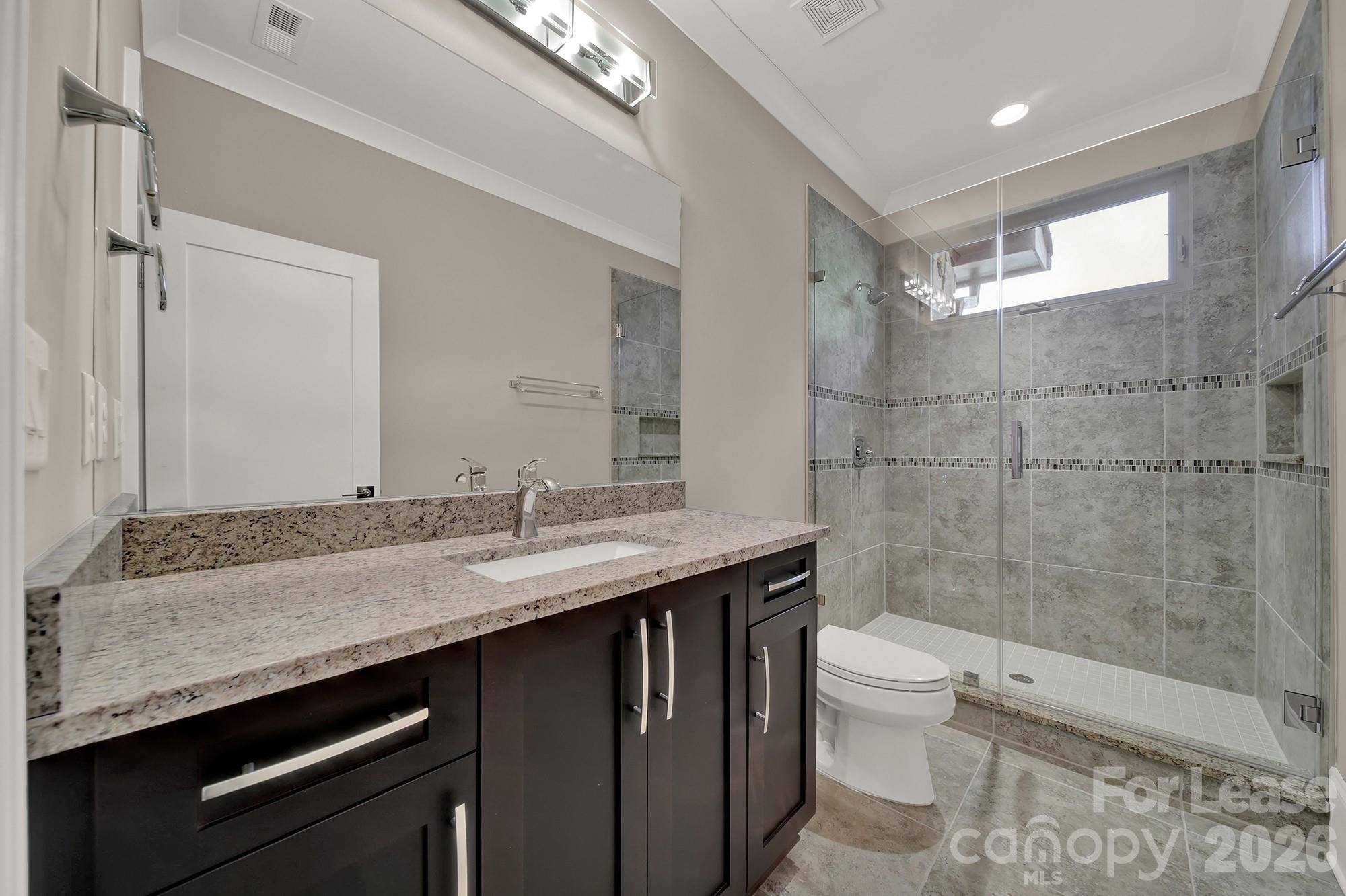 2011 Sharon Avenue Property Photo 30