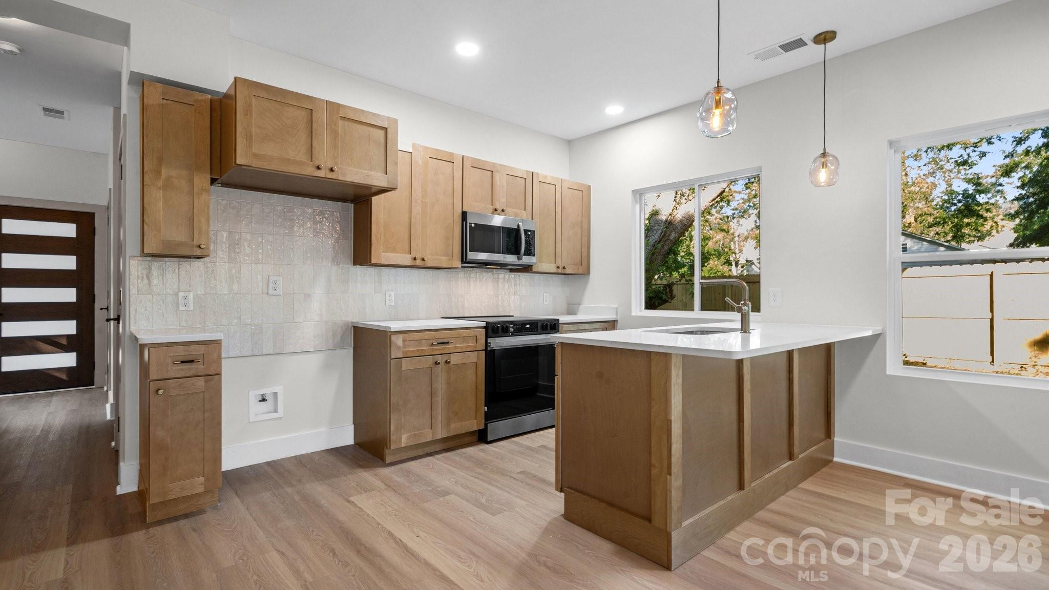 518 Ligon Street Property Photo 4