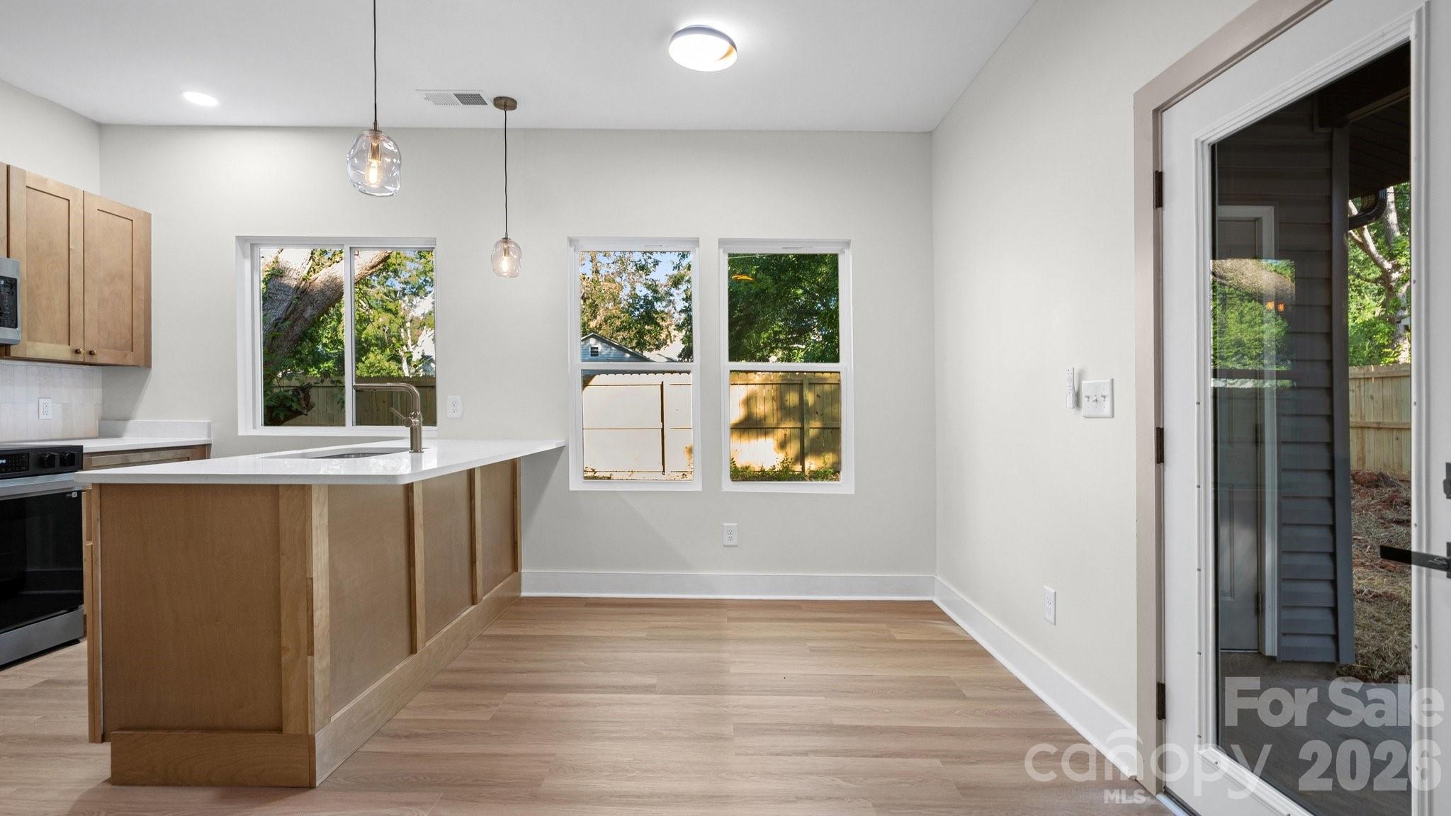 518 Ligon Street Property Photo 6