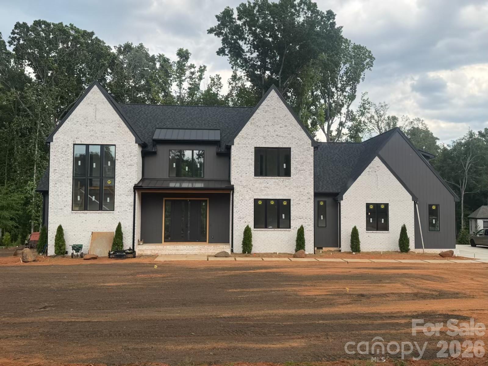 1440 Cranwell Drive Property Photo 1