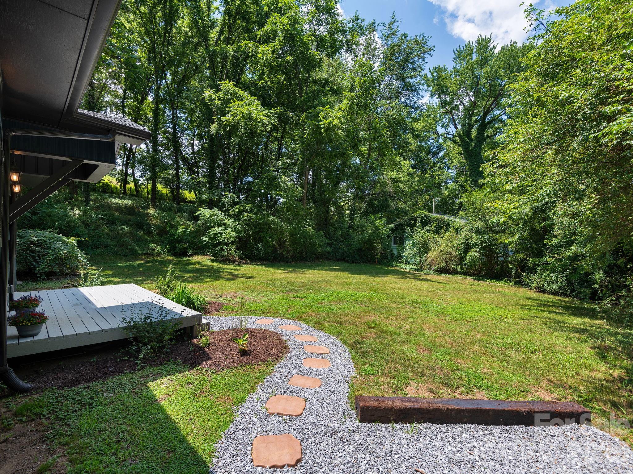 78 Travis Street Property Photo 3