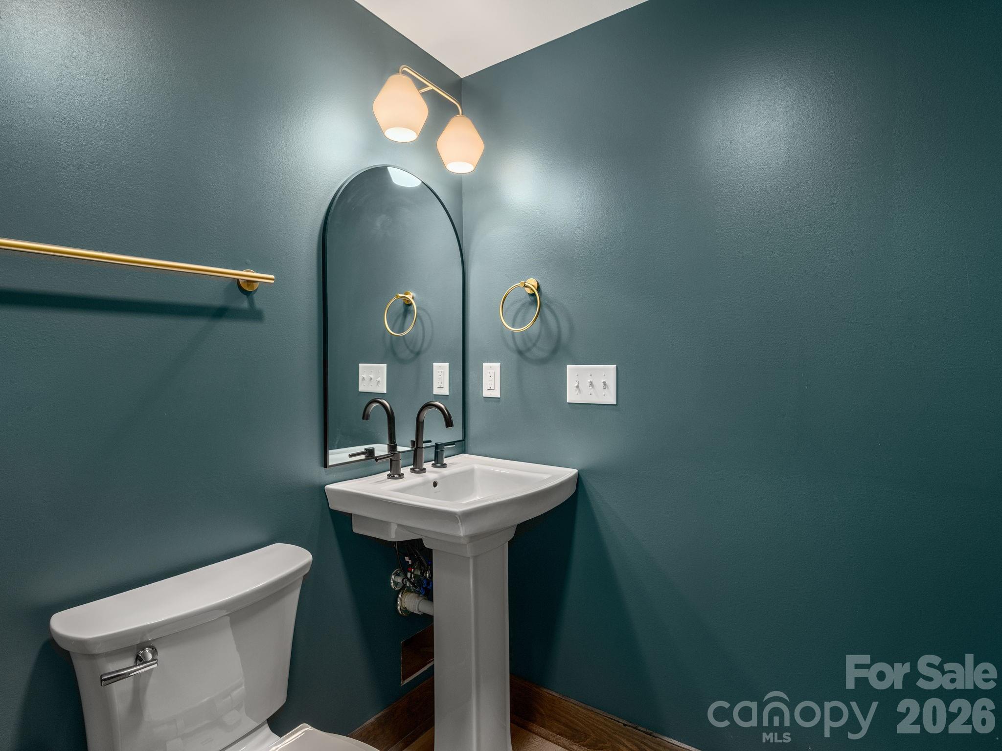 78 Travis Street Property Photo 6
