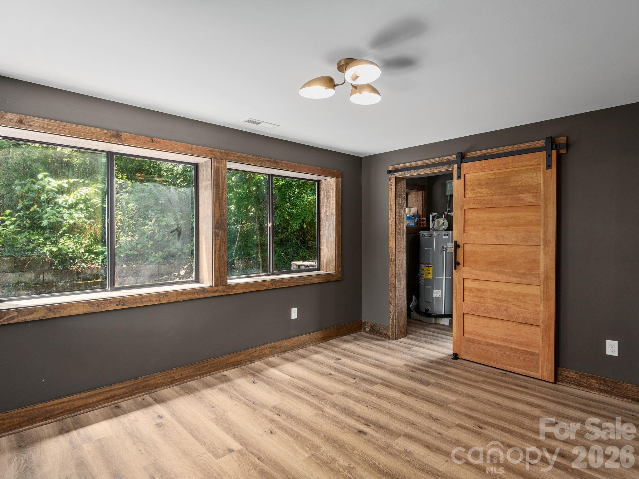 78 Travis Street Property Photo 14
