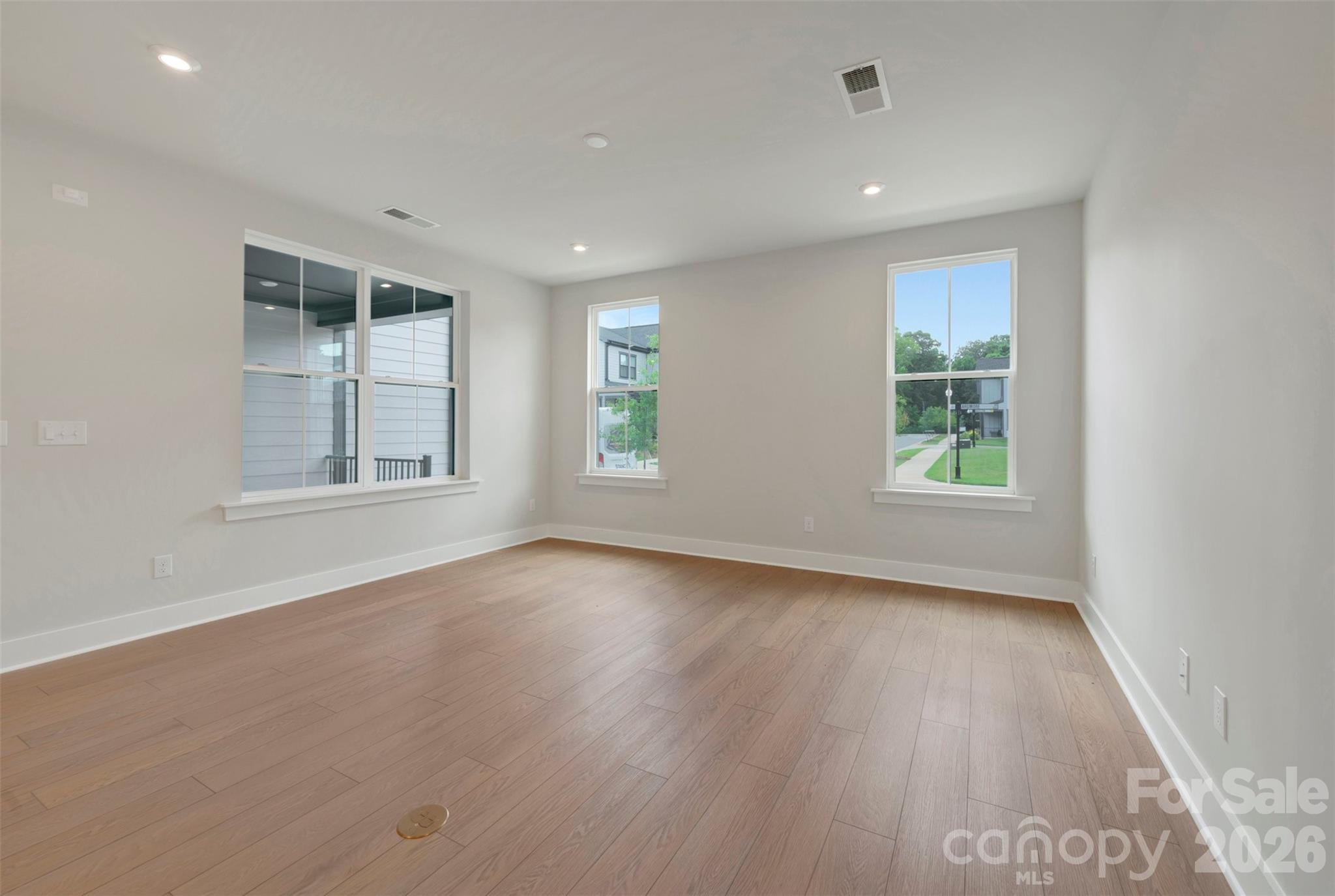 314 Ardmore Drive Property Photo 11