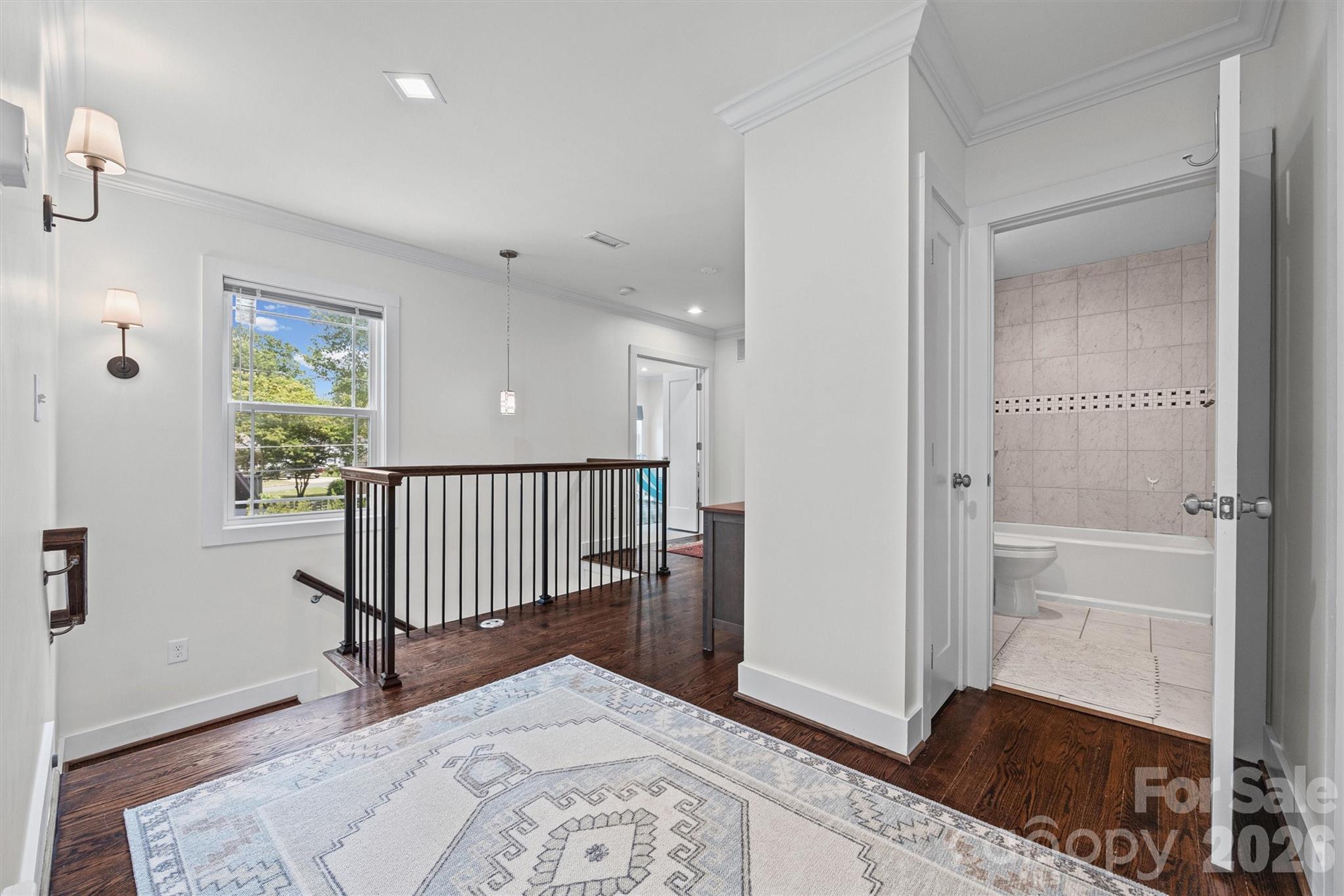 821 Woodside Avenue Property Photo 23