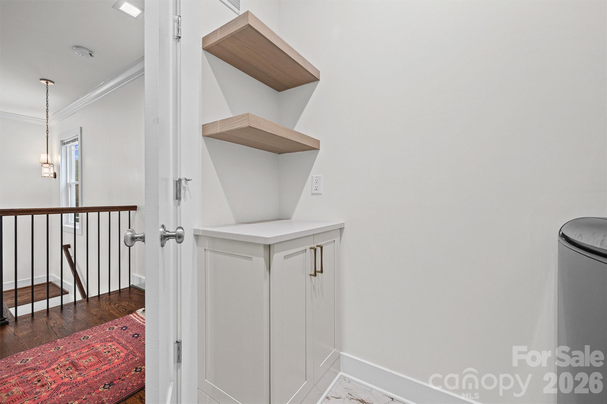 821 Woodside Avenue Property Photo 39