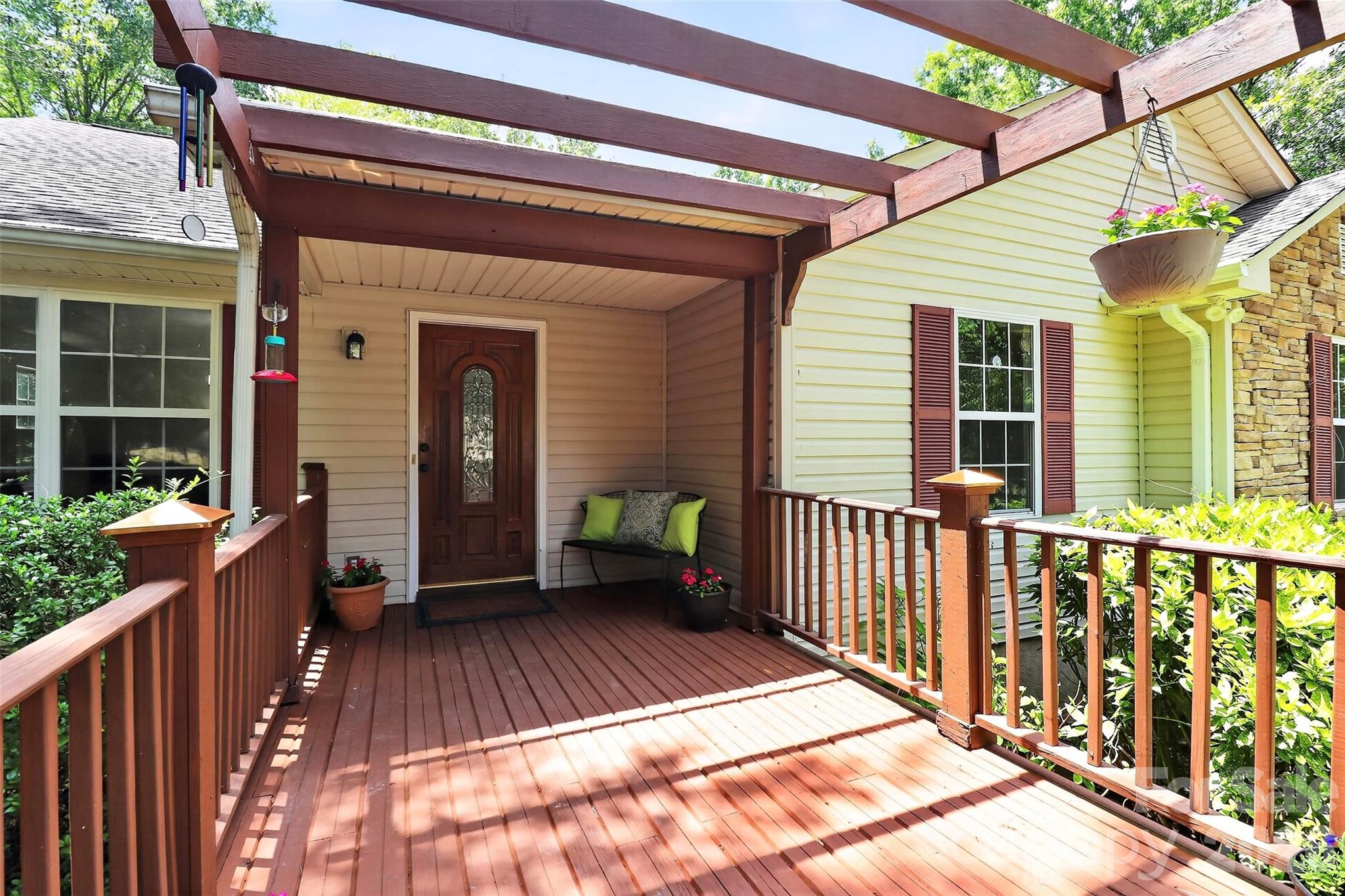 7912 Ritter Drive Property Photo 3